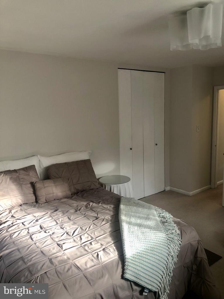 PARKSIDE CONDOMINIUMS - Residential Lease