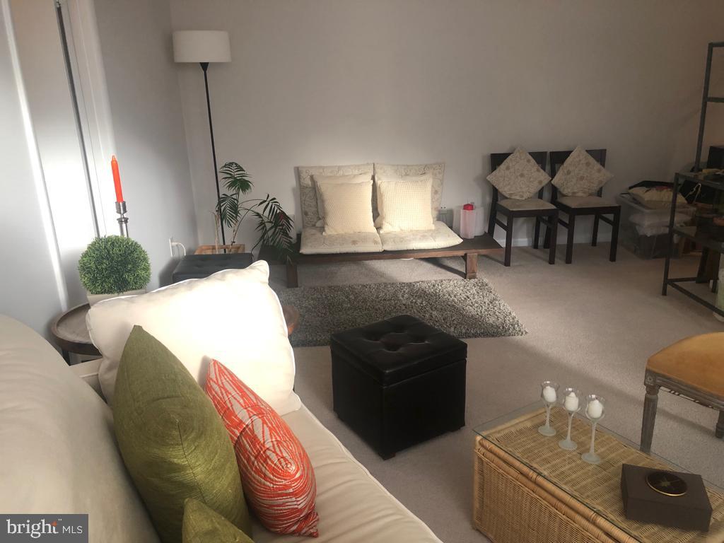 PARKSIDE CONDOMINIUMS - Residential Lease