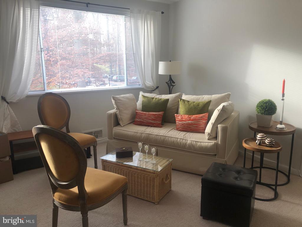 PARKSIDE CONDOMINIUMS - Residential Lease