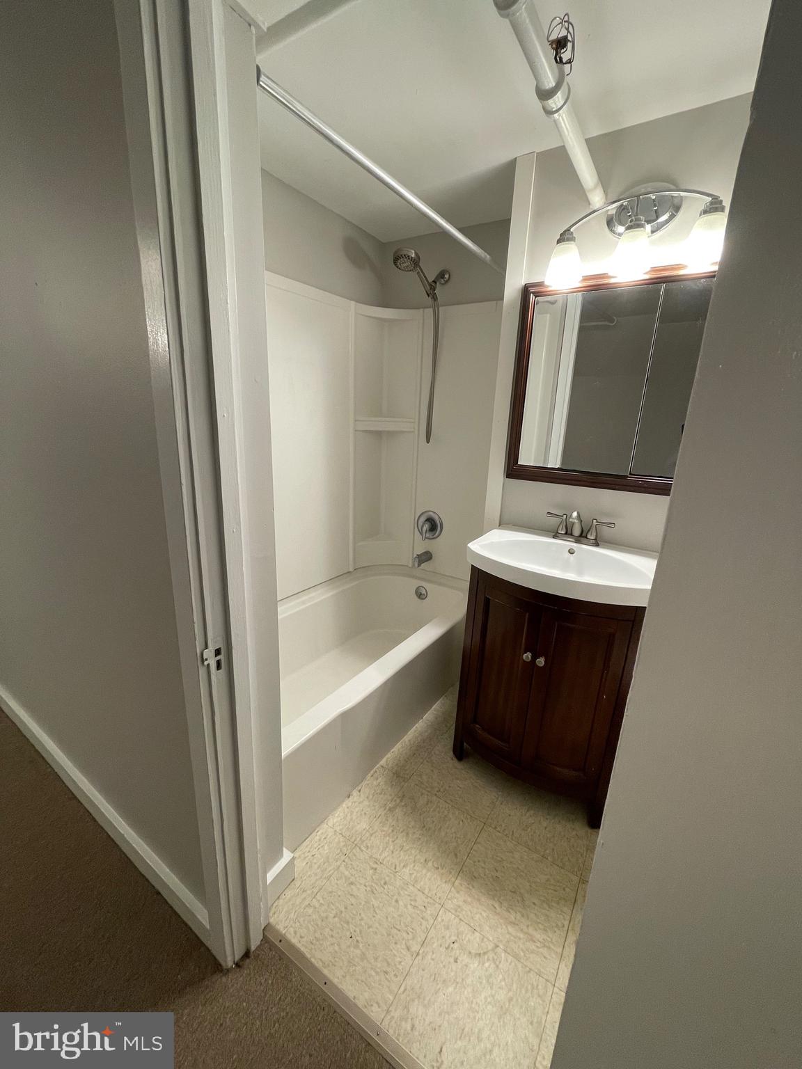 DOYLESTOWN - Residential Lease