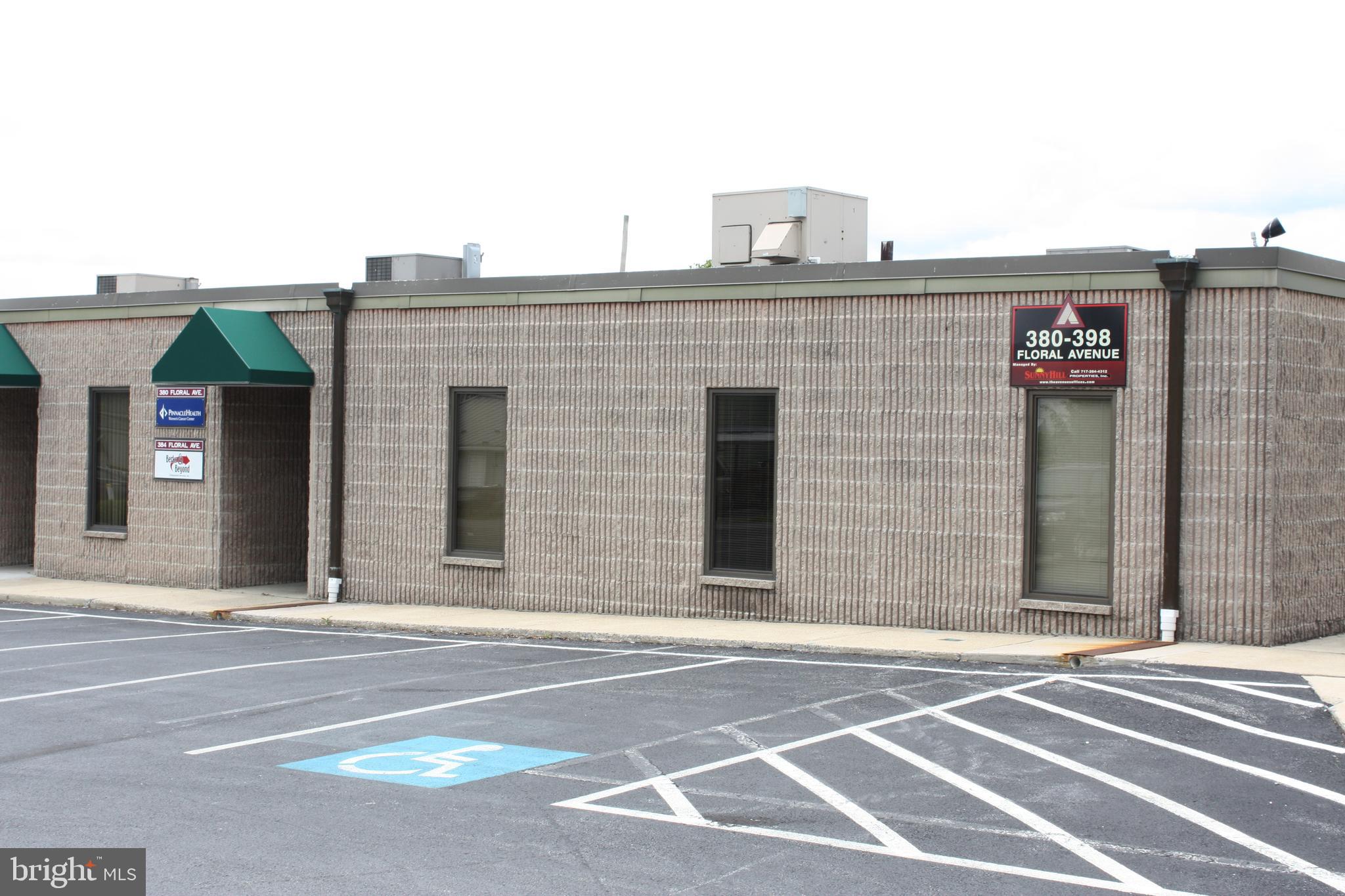 THE AVENUES PROFESSIONAL CENTER - Commercial Lease