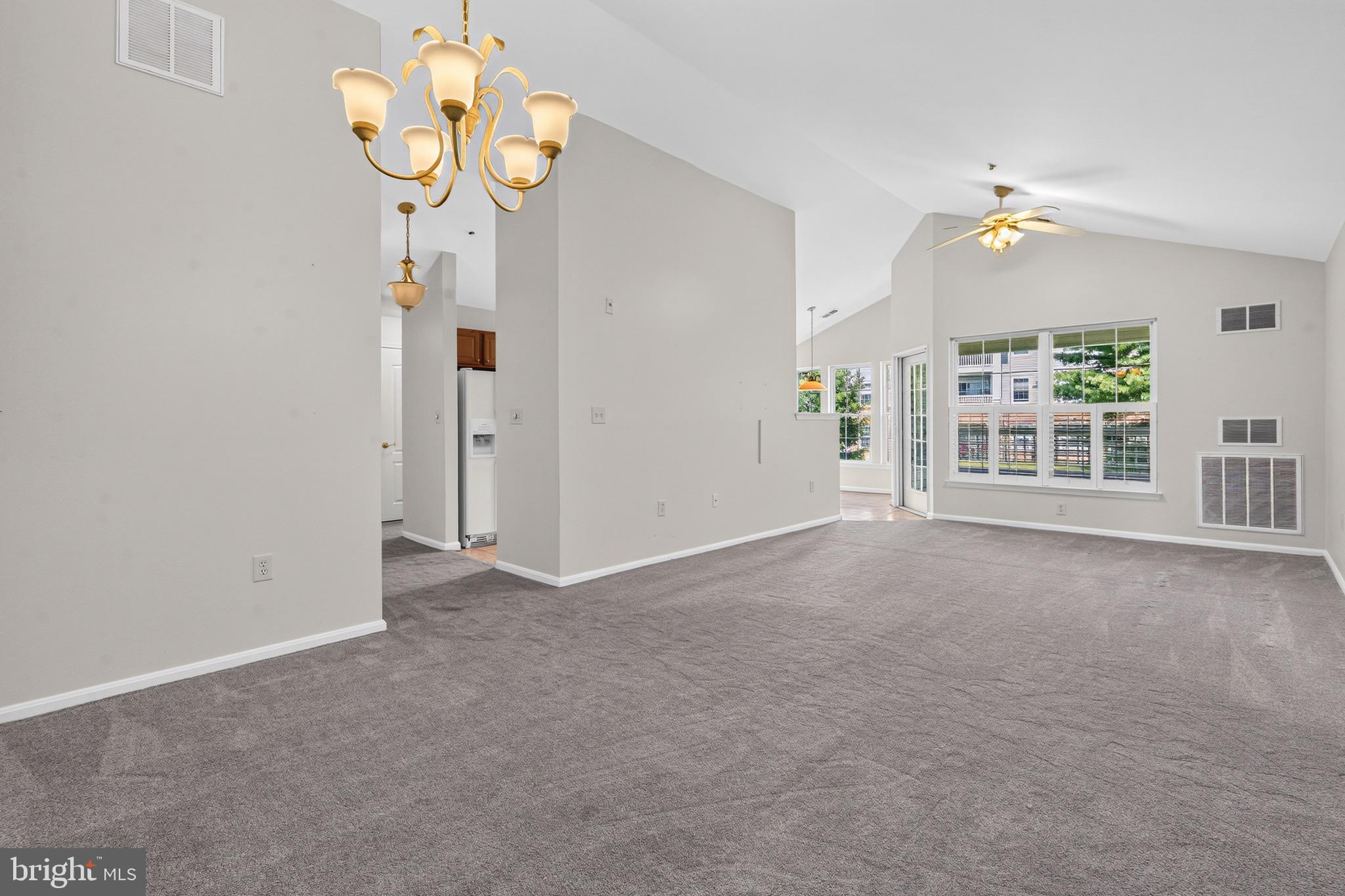 1406 BONNETT PLACE J 209
