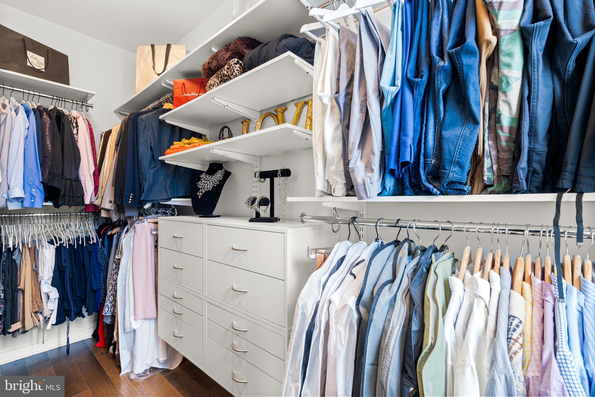 UNION PARK AT MCLEAN - Residential