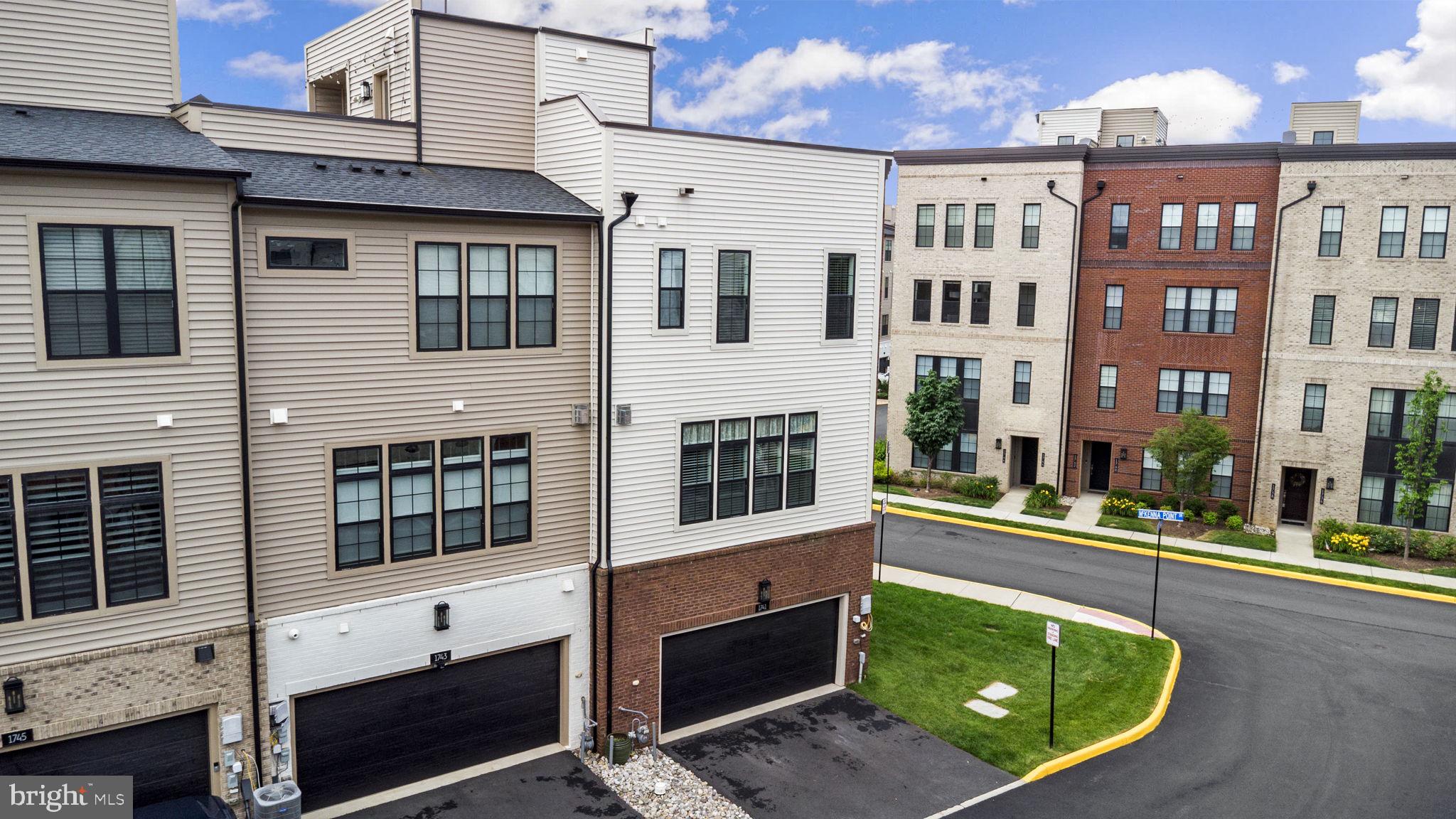 UNION PARK AT MCLEAN - Residential