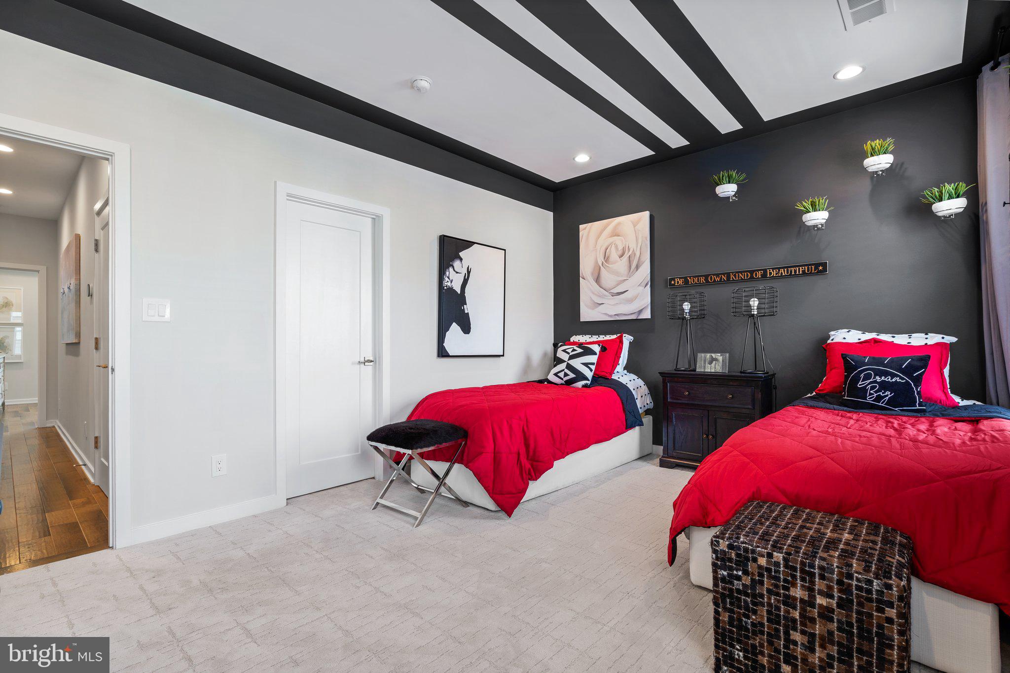 UNION PARK AT MCLEAN - Residential