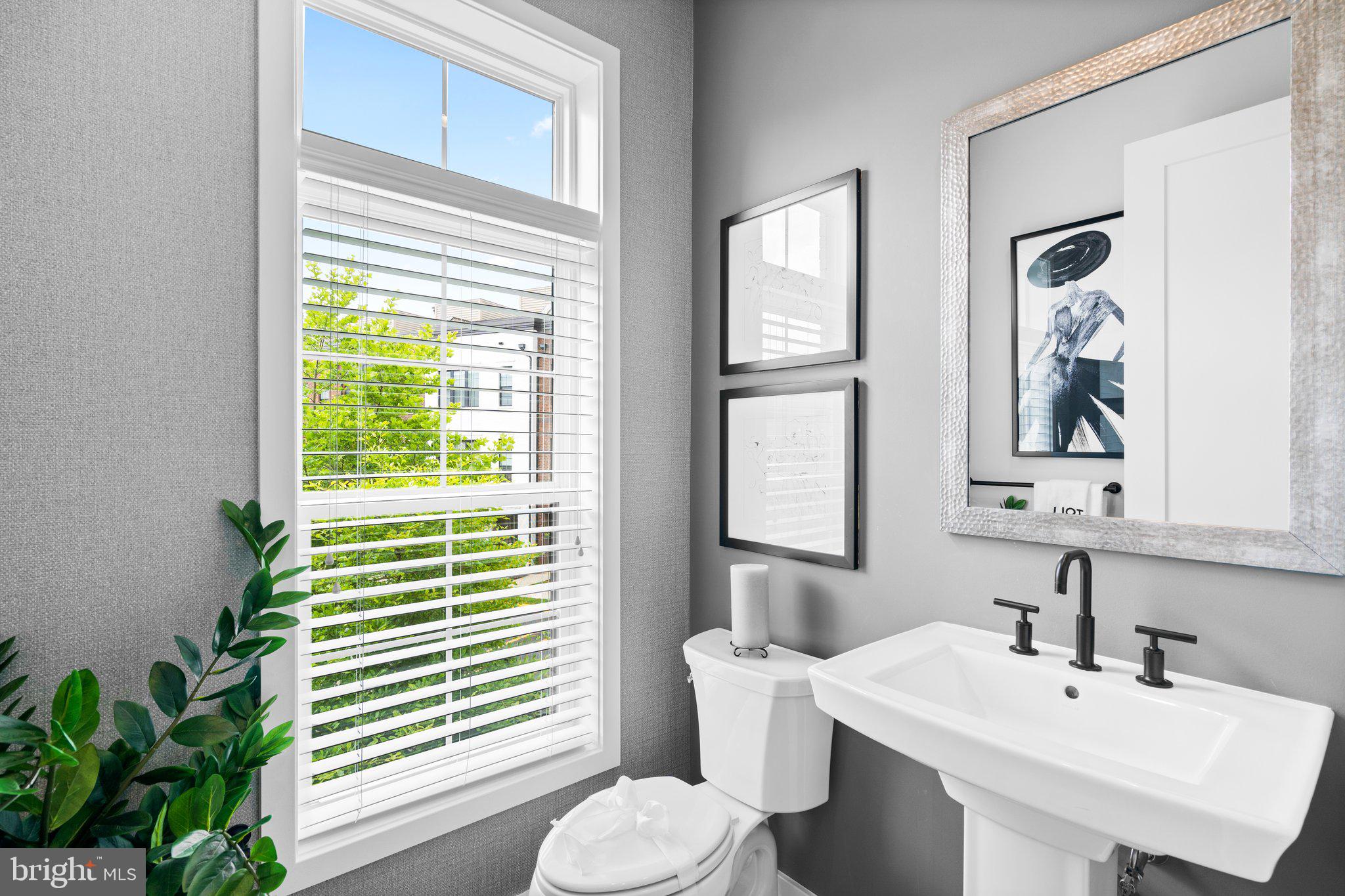 UNION PARK AT MCLEAN - Residential