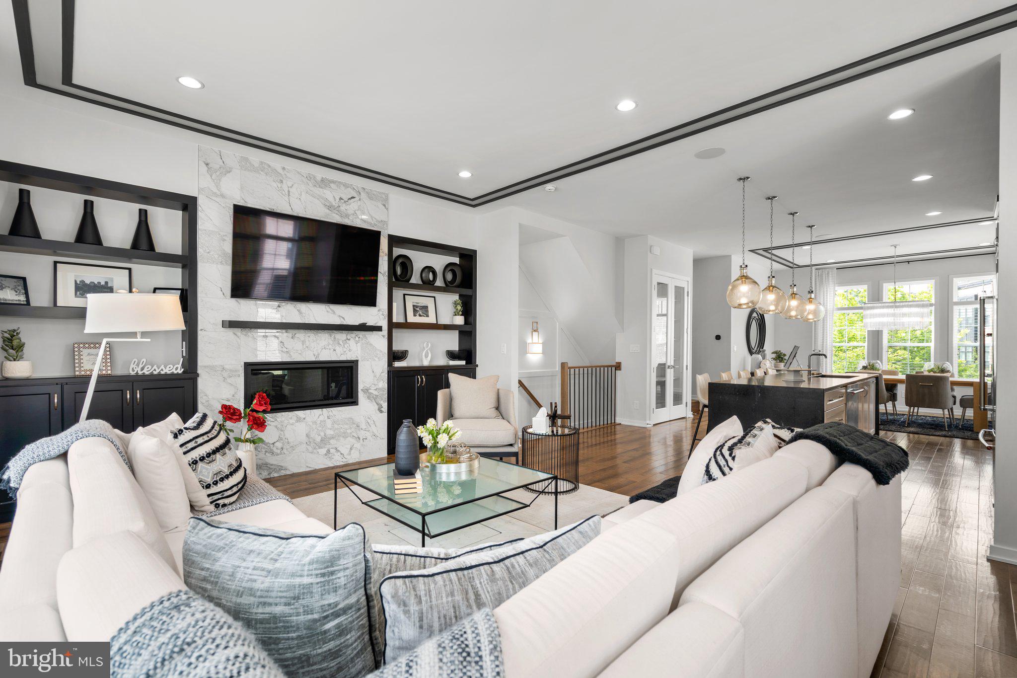 UNION PARK AT MCLEAN - Residential