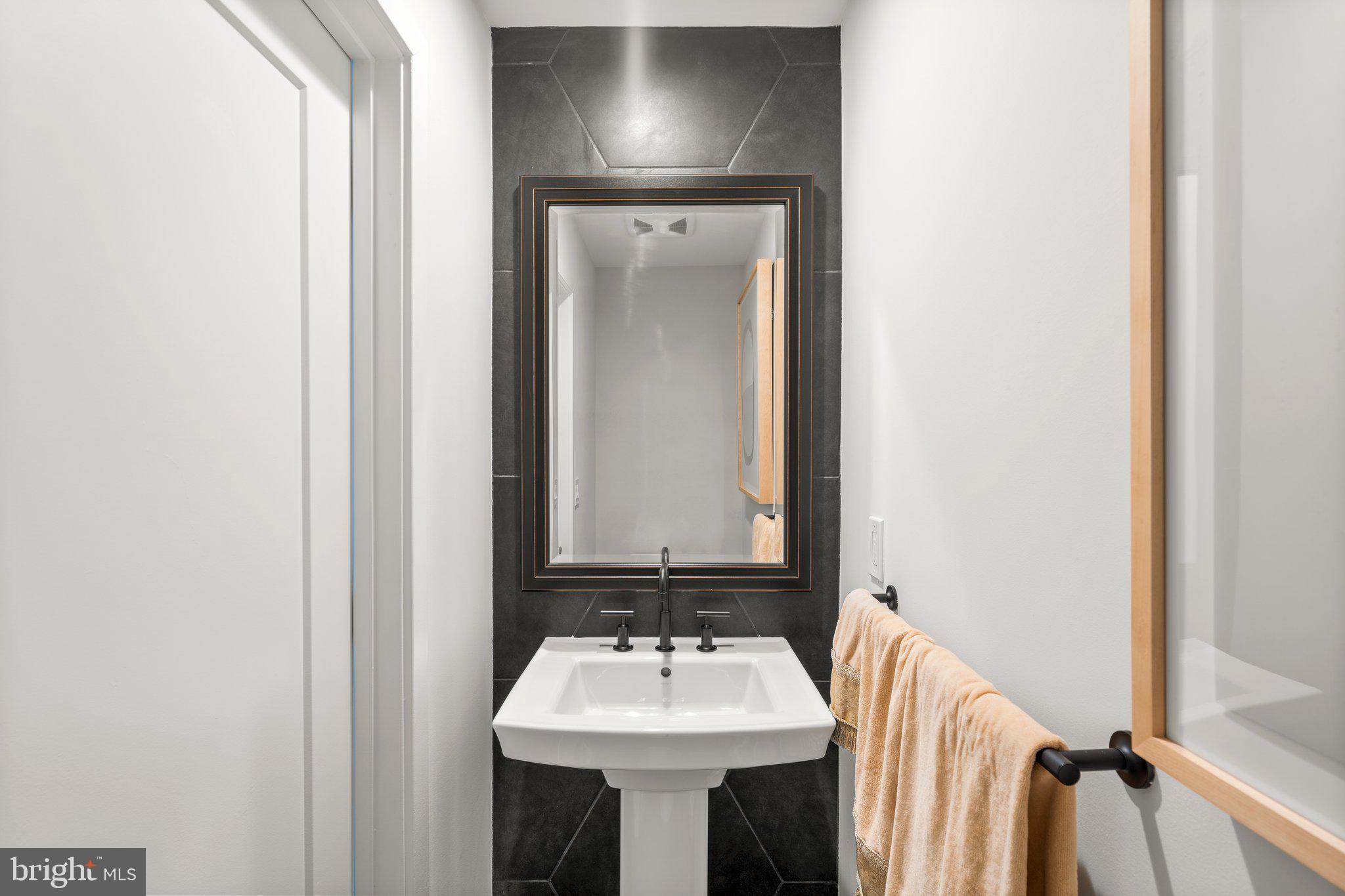 UNION PARK AT MCLEAN - Residential