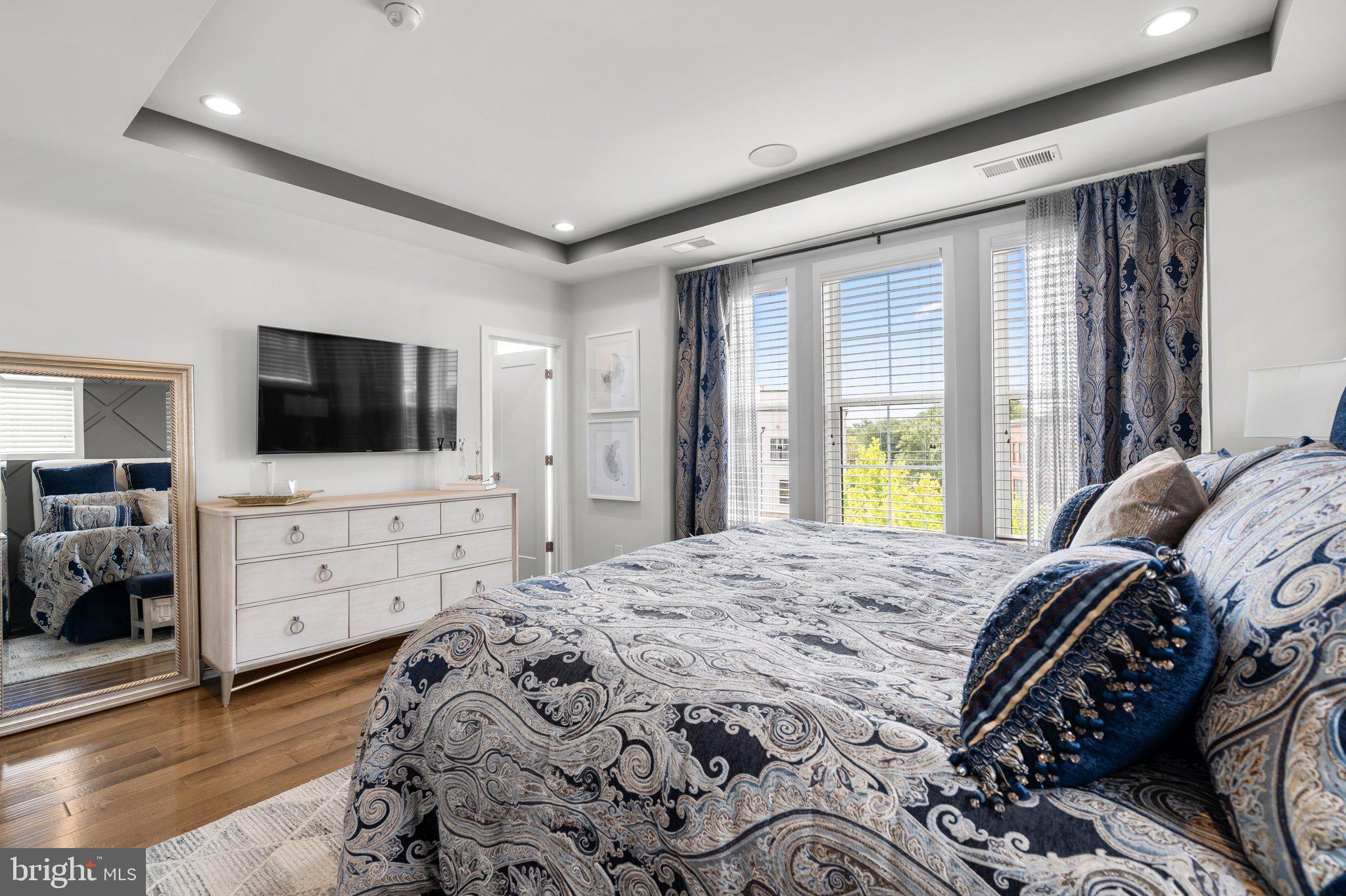 UNION PARK AT MCLEAN - Residential