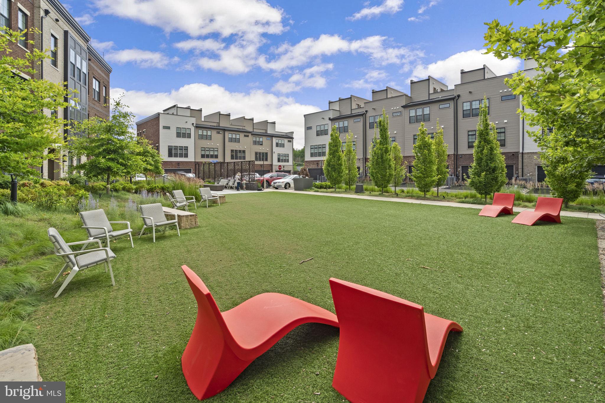 UNION PARK AT MCLEAN - Residential