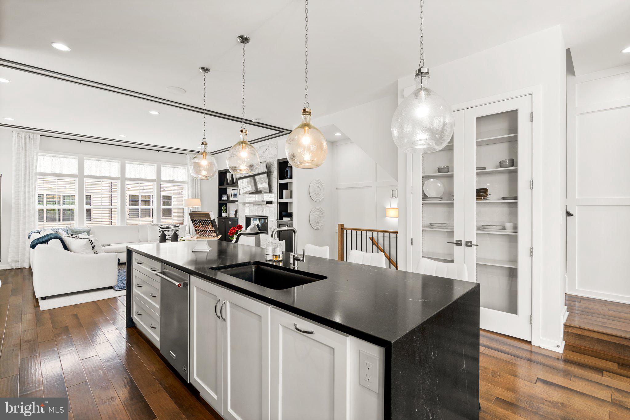 UNION PARK AT MCLEAN - Residential