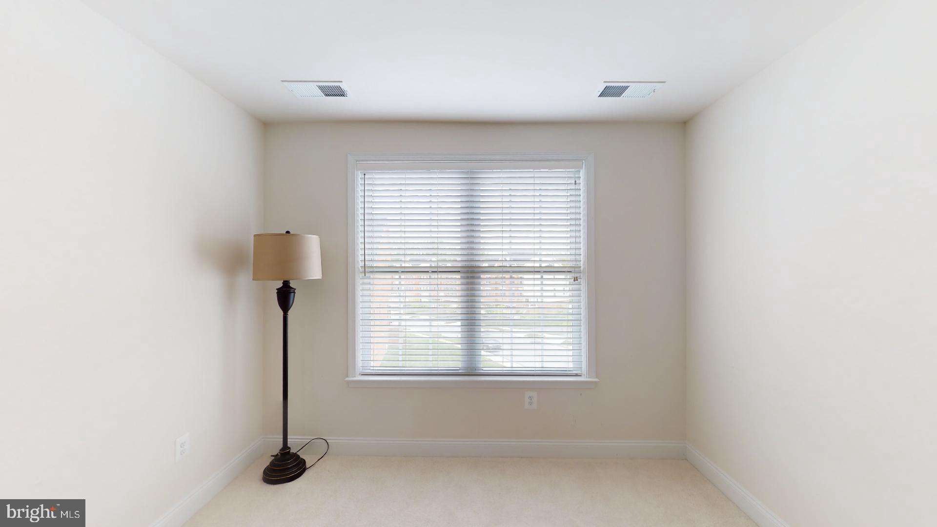 MARLBORO RIDGE - Residential