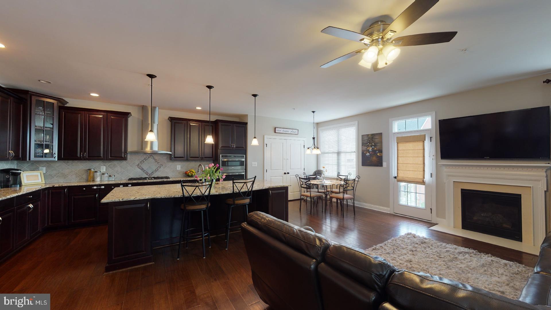 MARLBORO RIDGE - Residential