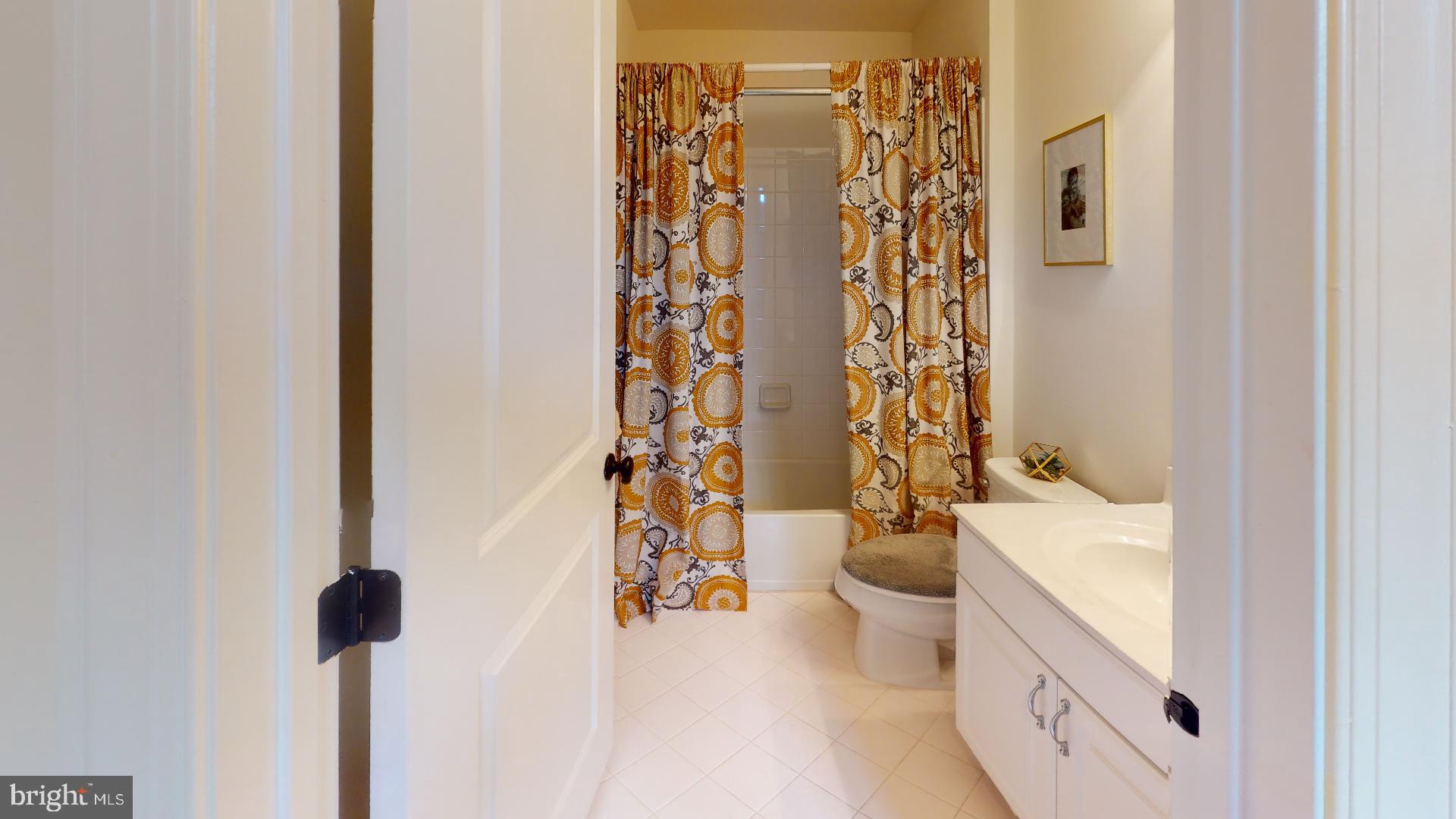 MARLBORO RIDGE - Residential