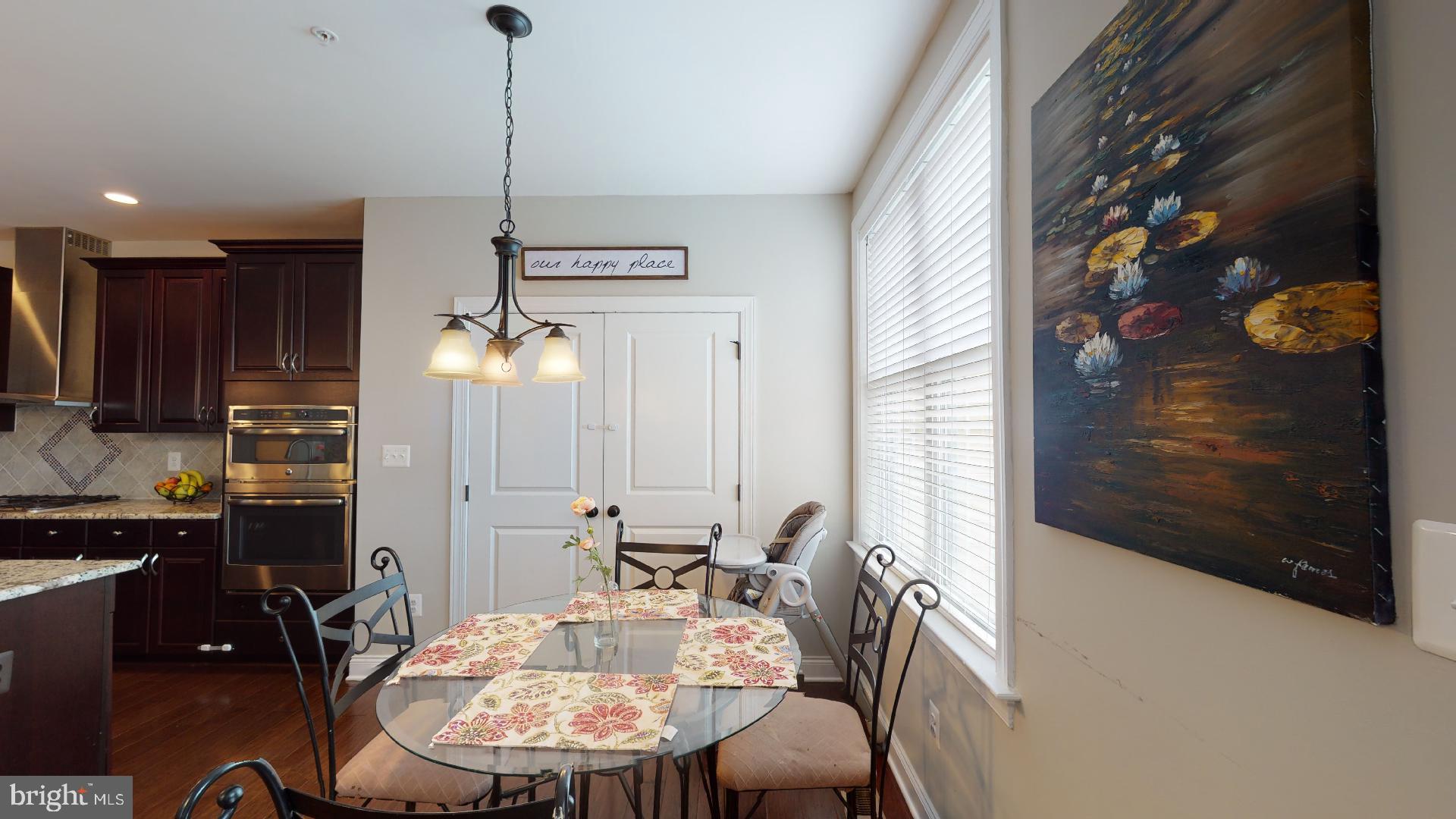 MARLBORO RIDGE - Residential