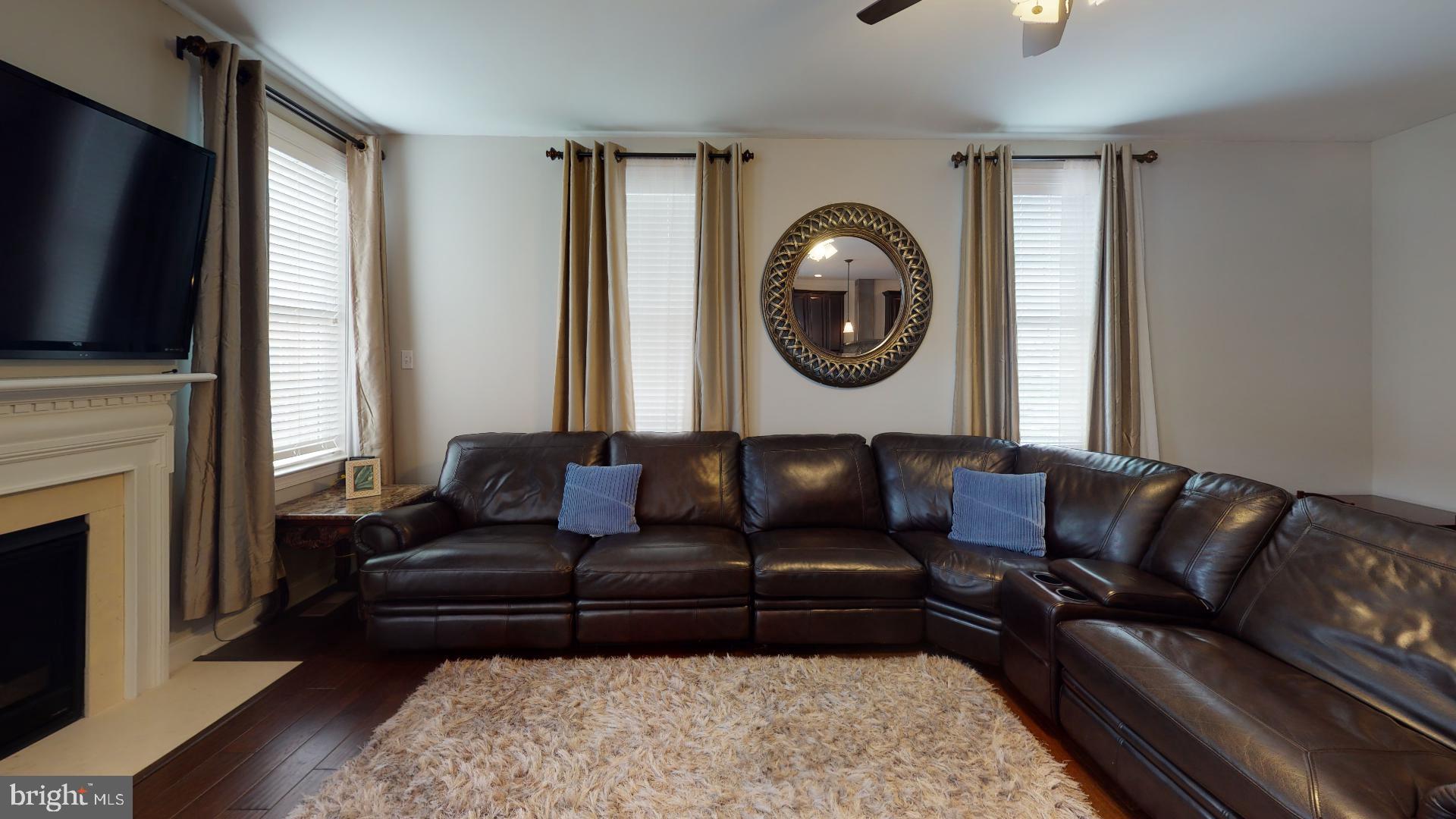 MARLBORO RIDGE - Residential