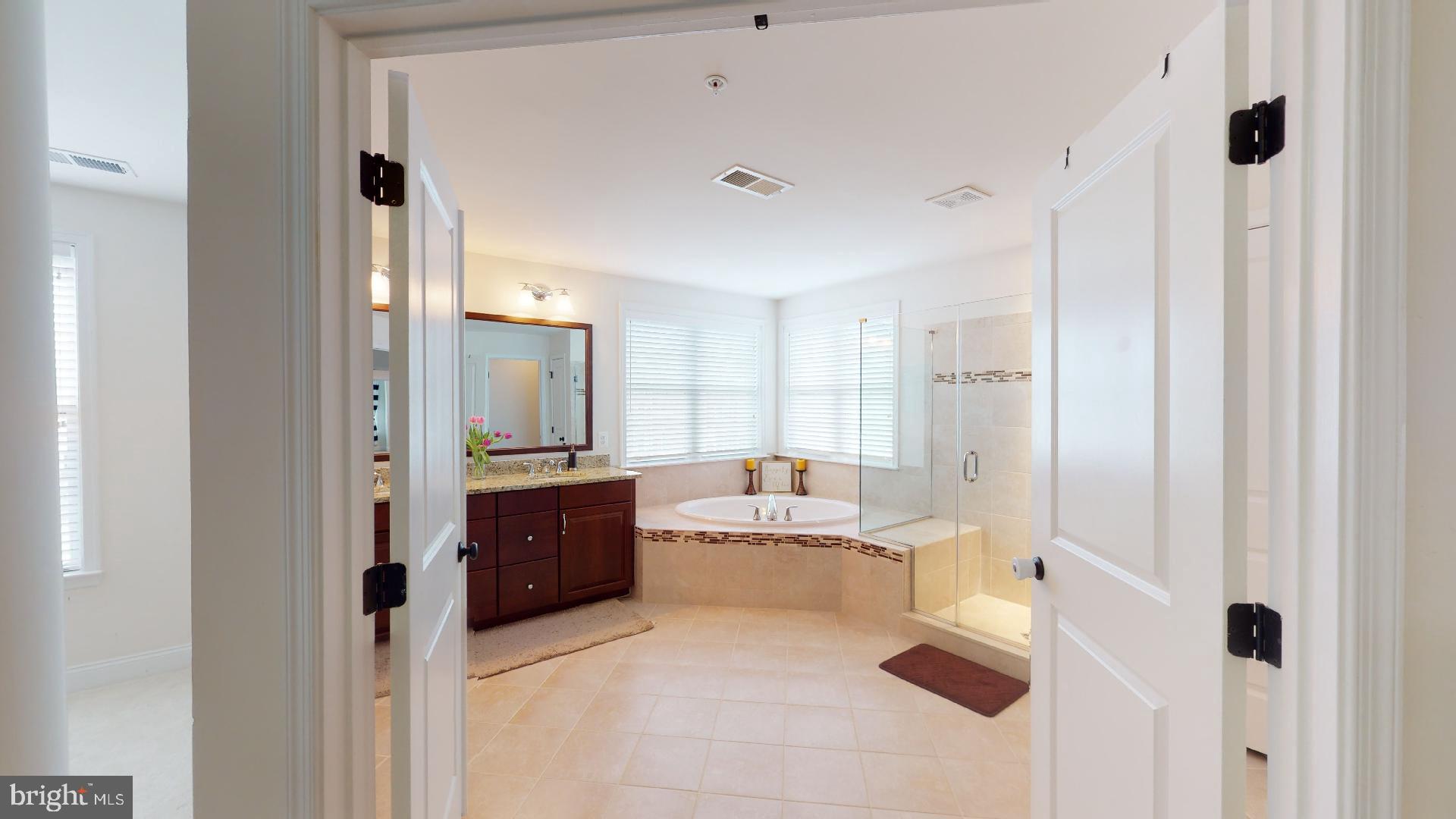 MARLBORO RIDGE - Residential