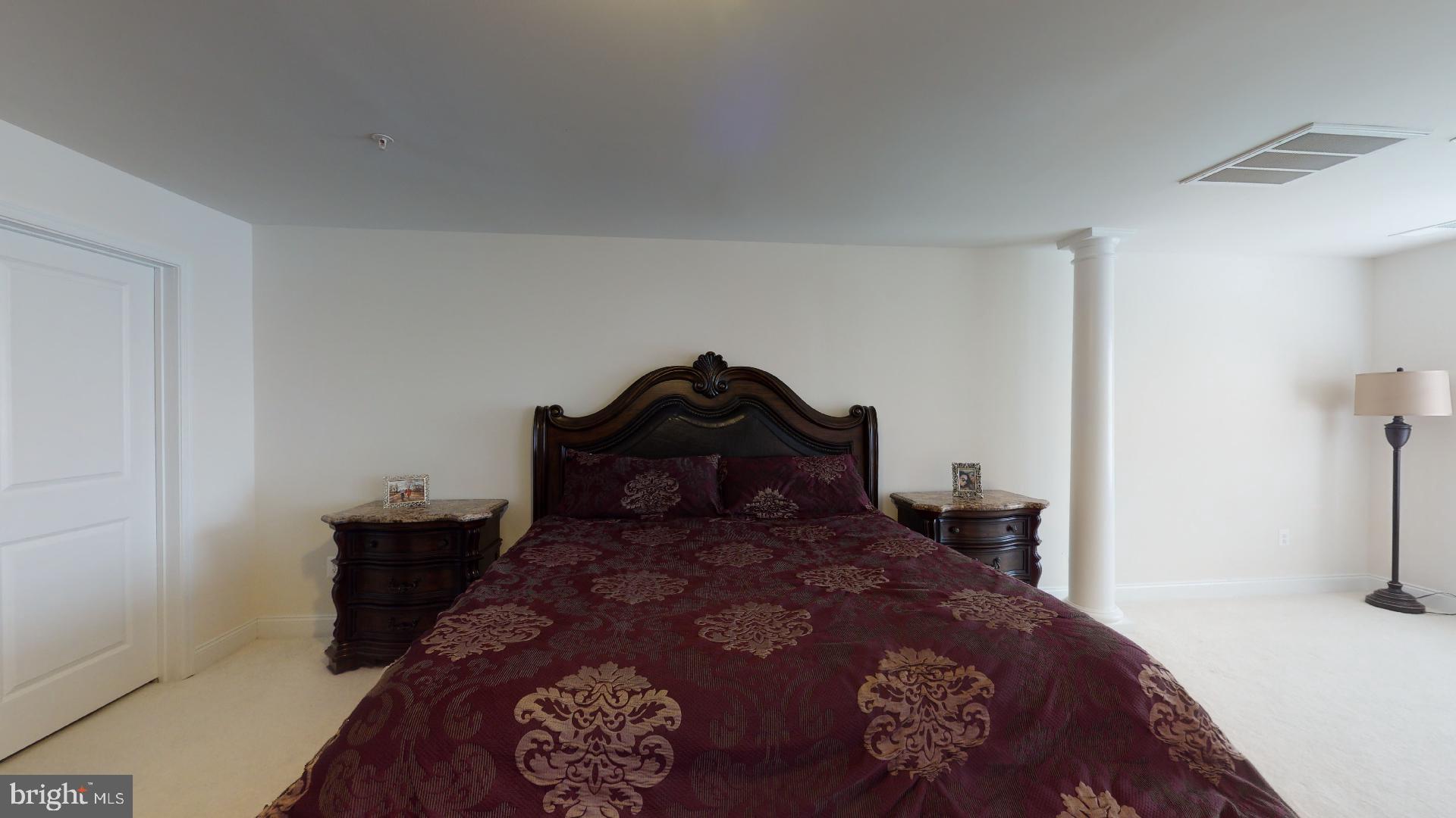 MARLBORO RIDGE - Residential