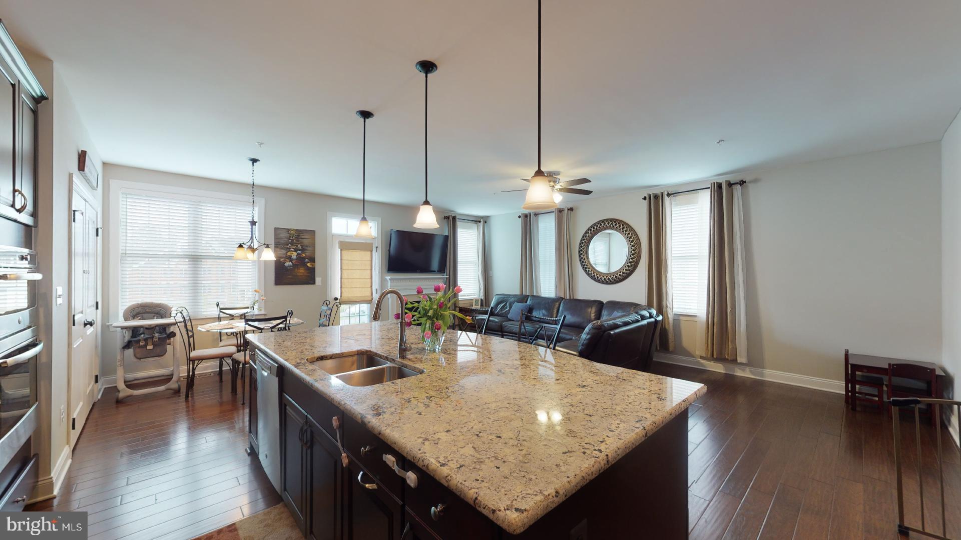 MARLBORO RIDGE - Residential