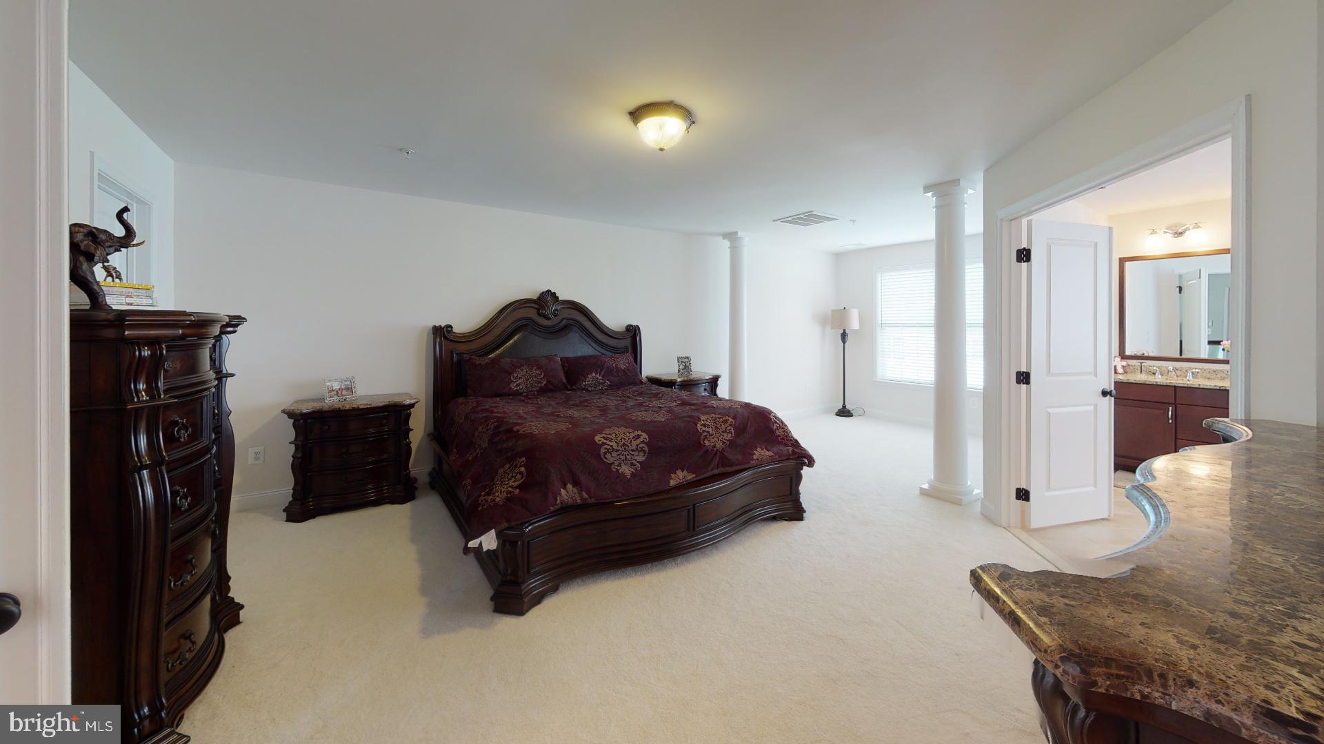 MARLBORO RIDGE - Residential