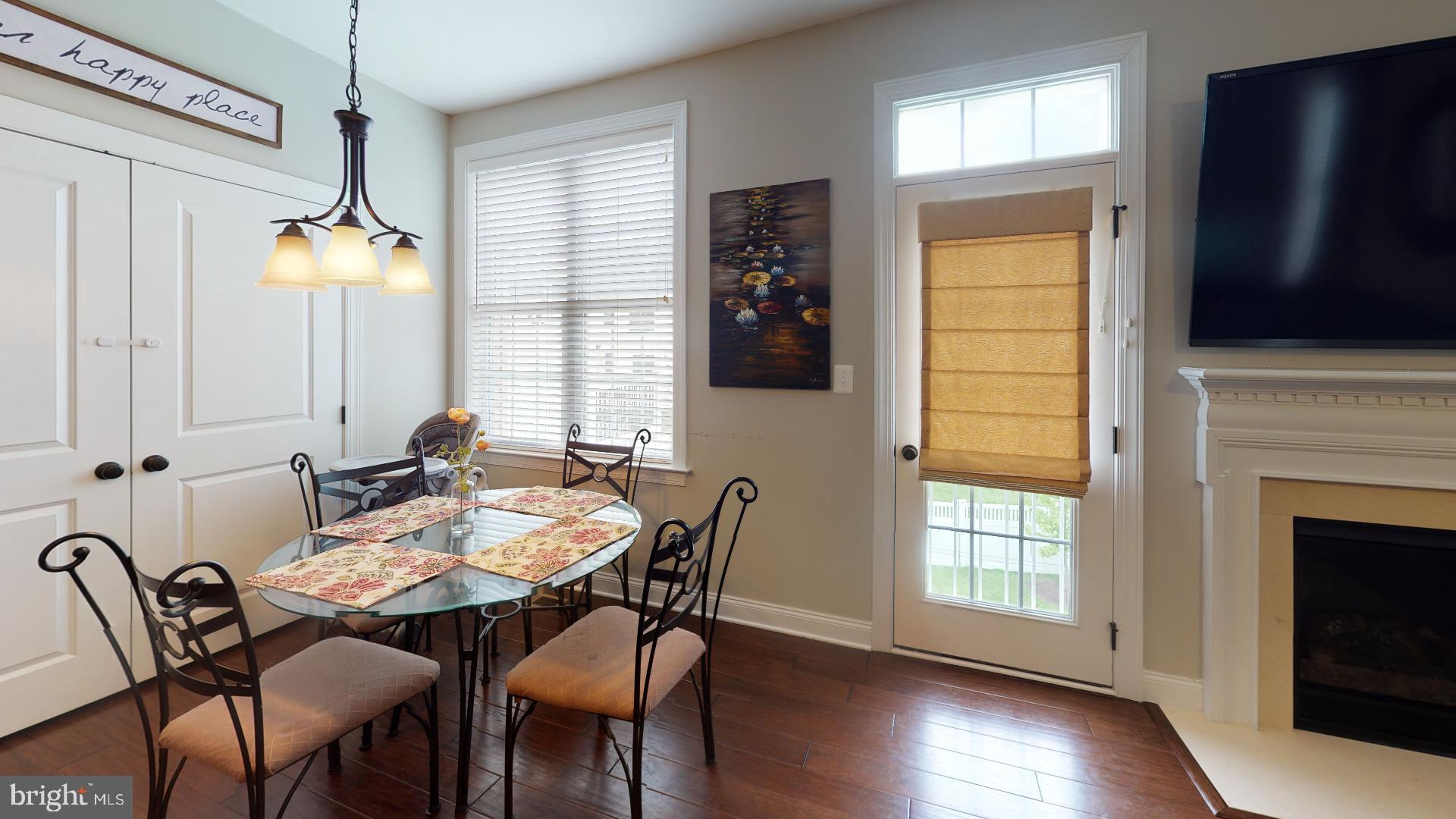 MARLBORO RIDGE - Residential