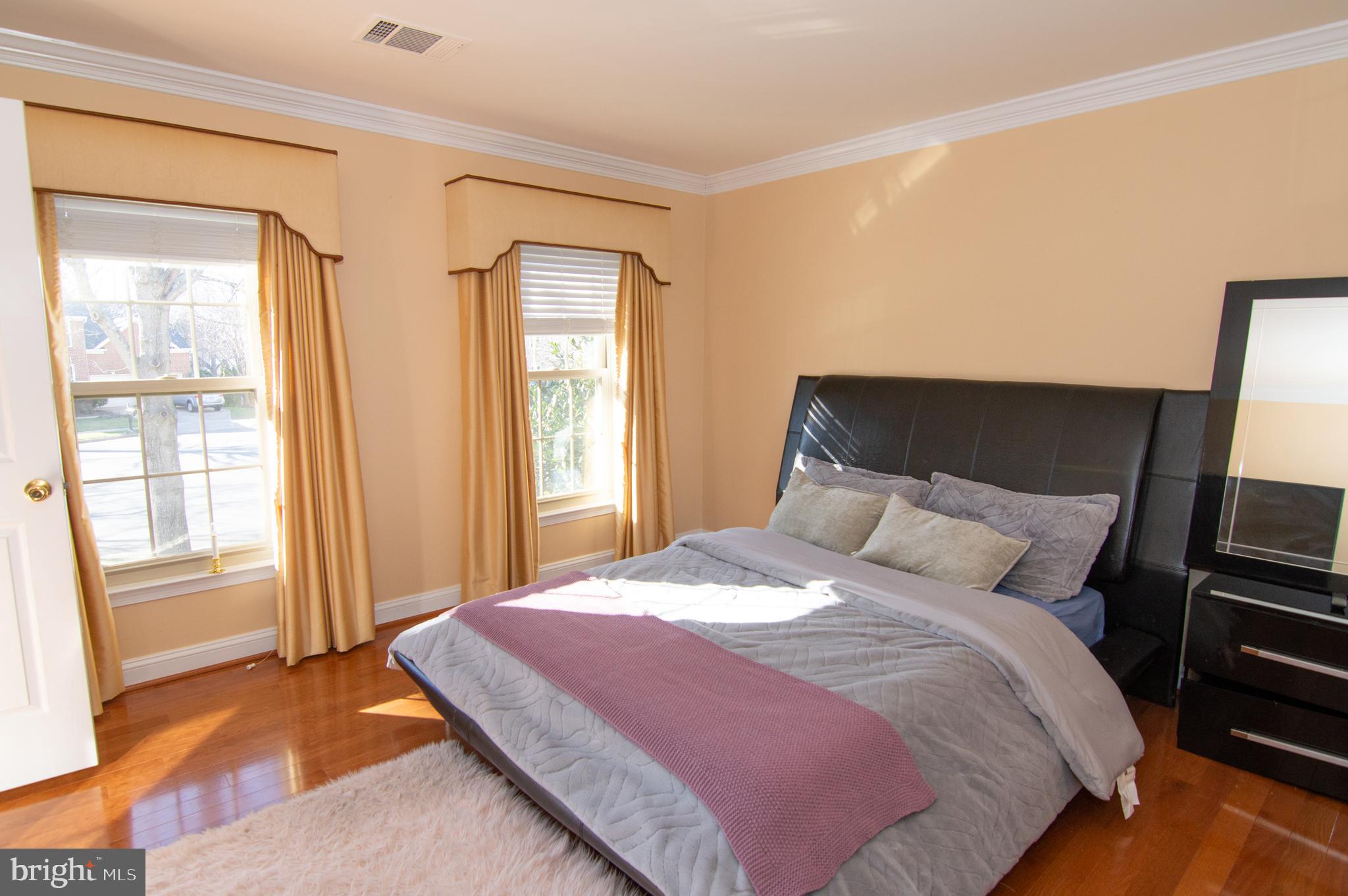 BARRINGTON - Residential