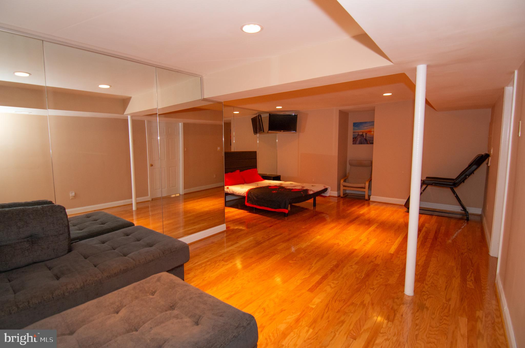 BARRINGTON - Residential