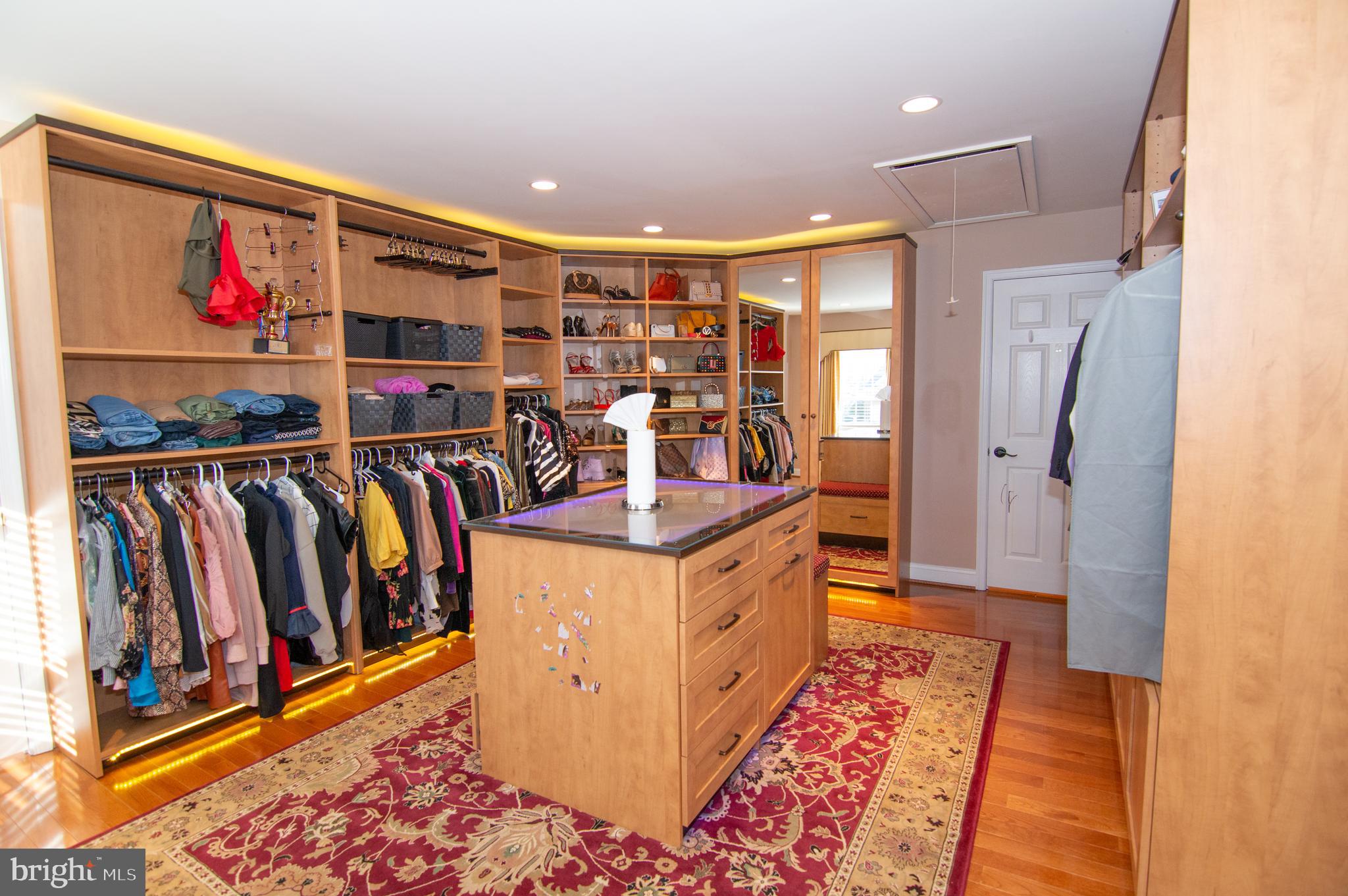 BARRINGTON - Residential