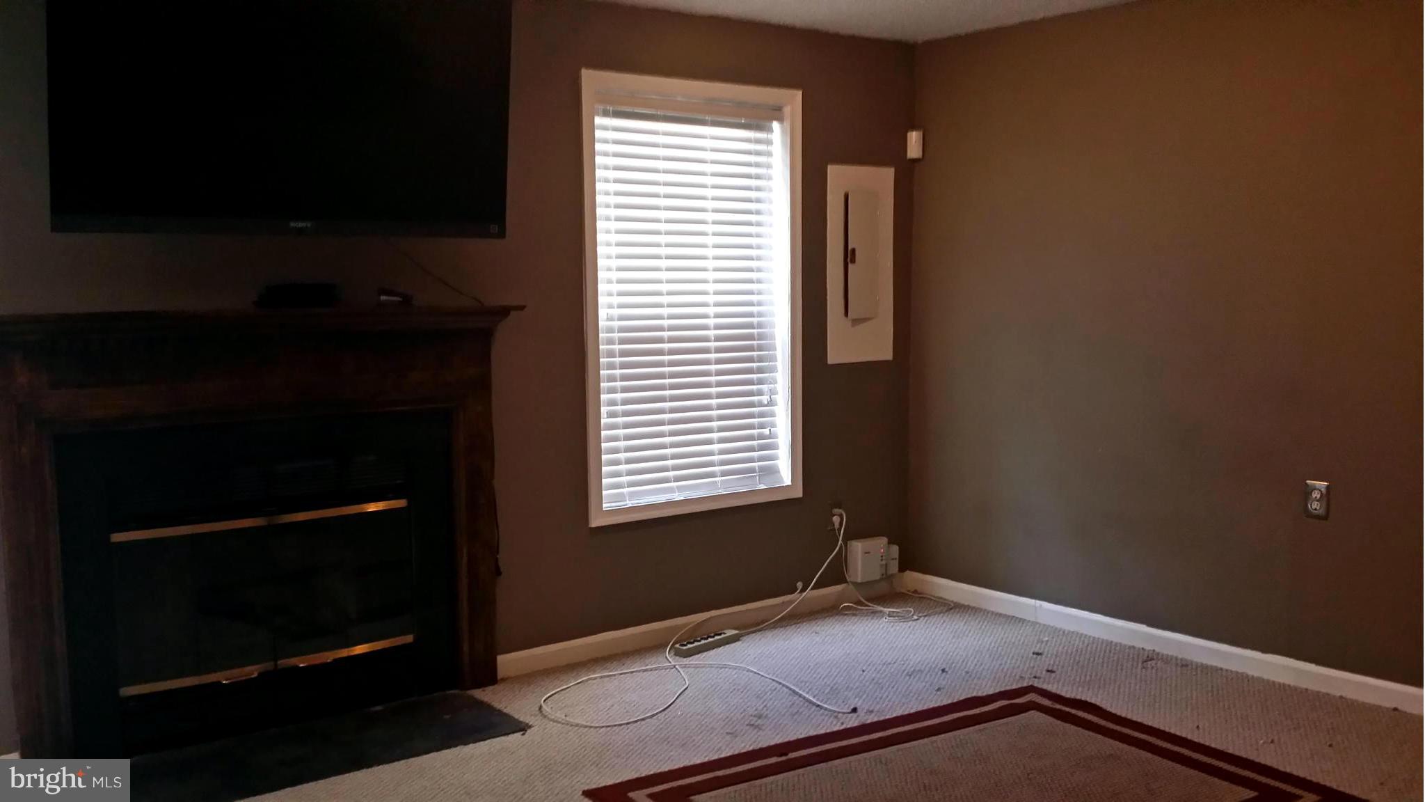 ADDISON WOODS PLAT 1 - Residential