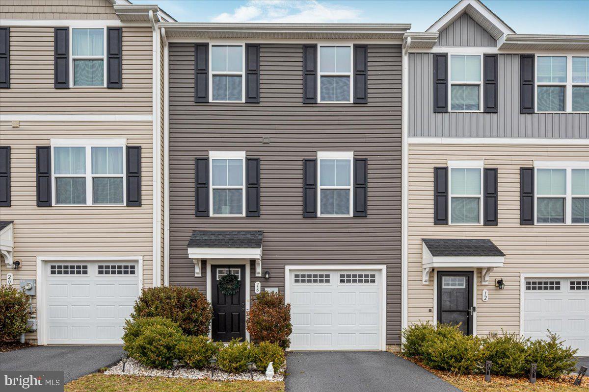 STONECREST - Residential