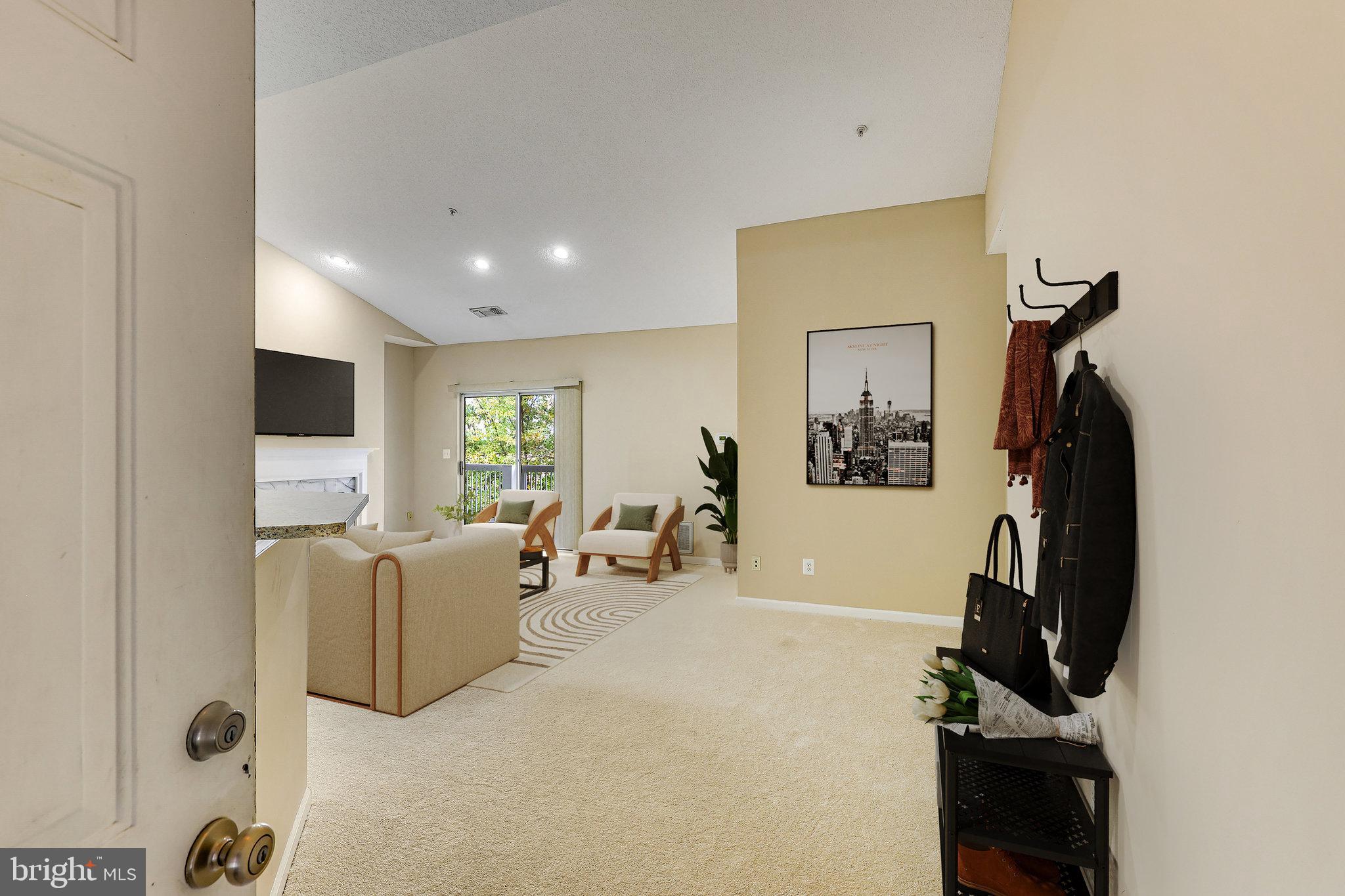 EDGEWATER AT TOWN CENTER - Residential Lease