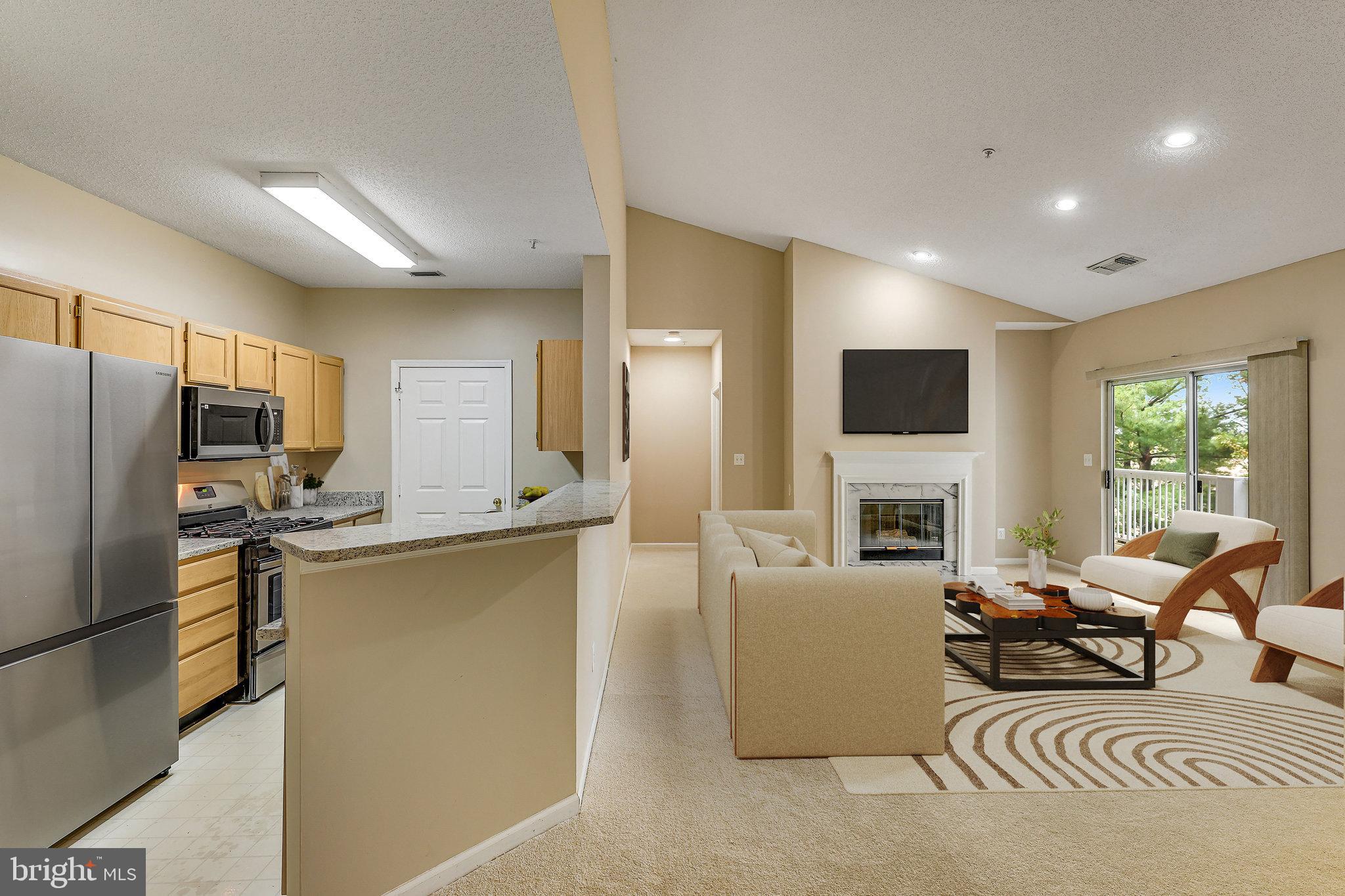 EDGEWATER AT TOWN CENTER - Residential Lease