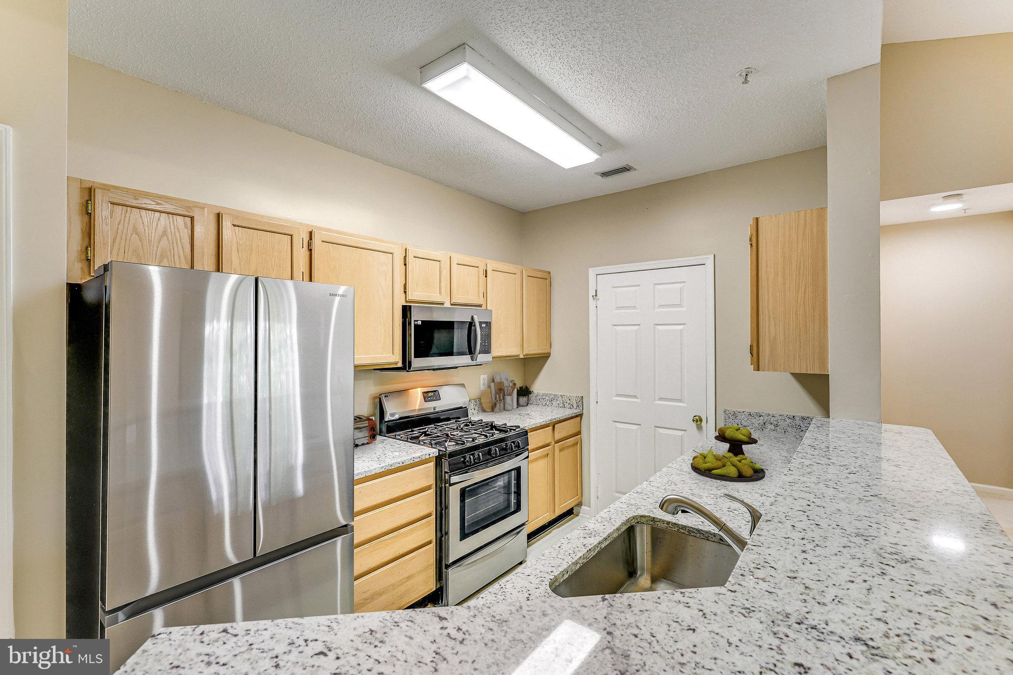 EDGEWATER AT TOWN CENTER - Residential Lease