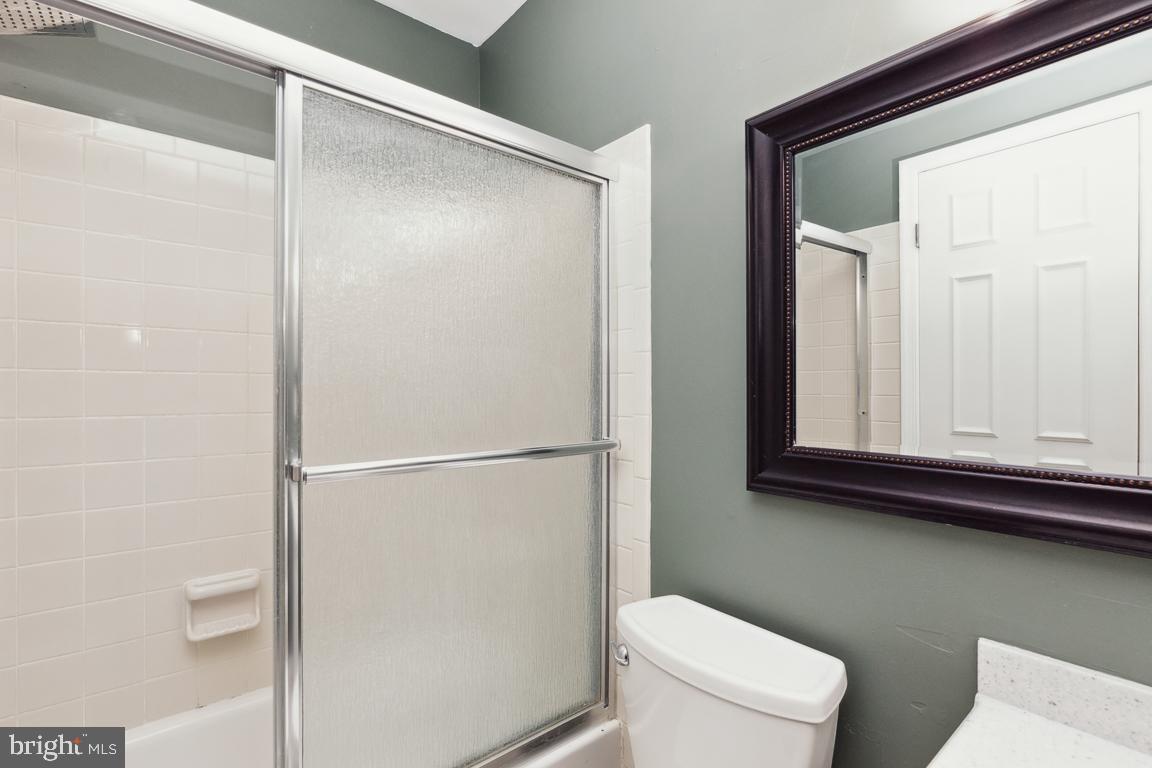 TOWNES OF BURKE - Residential