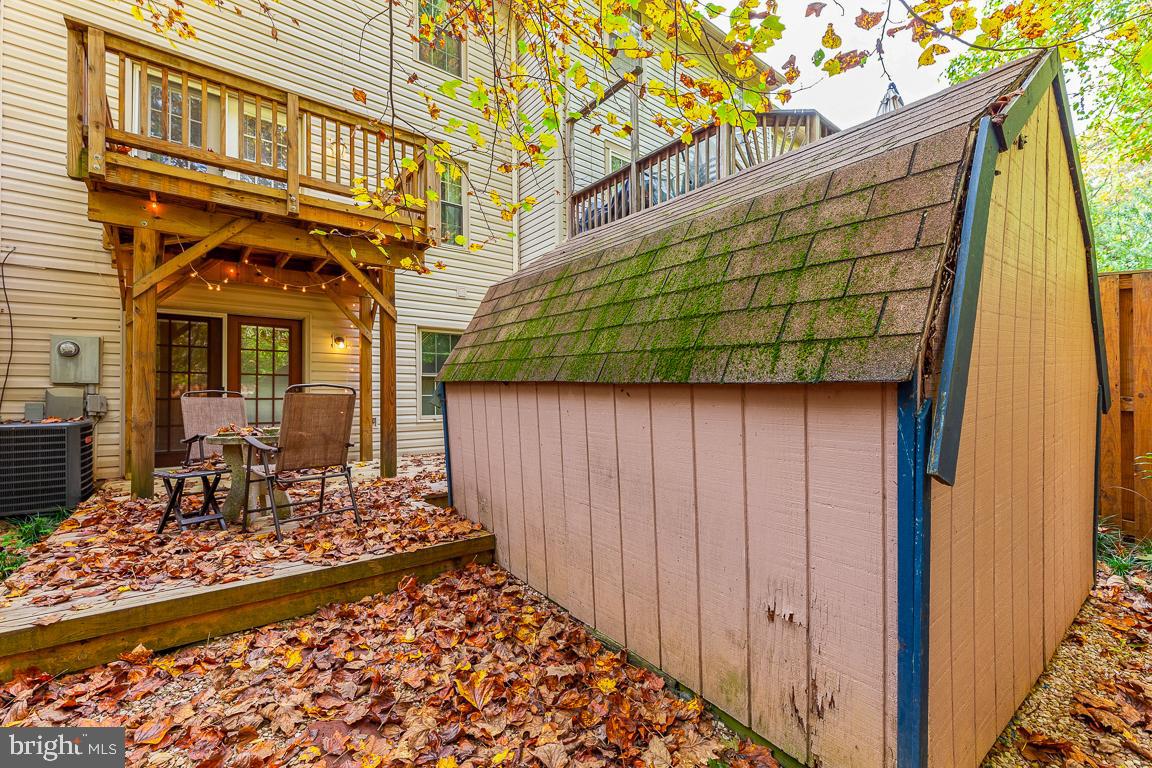 TOWNES OF BURKE - Residential