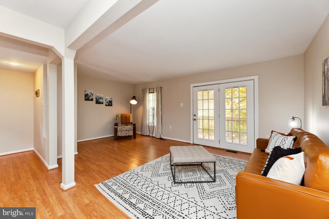 TOWNES OF BURKE - Residential