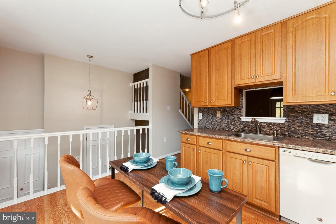 TOWNES OF BURKE - Residential