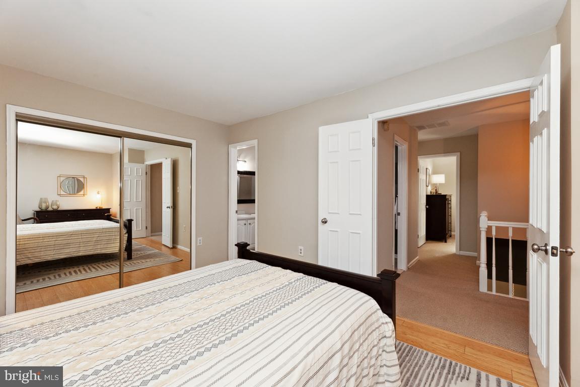 TOWNES OF BURKE - Residential