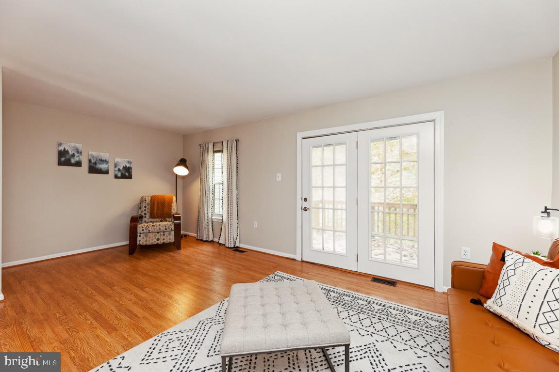 TOWNES OF BURKE - Residential