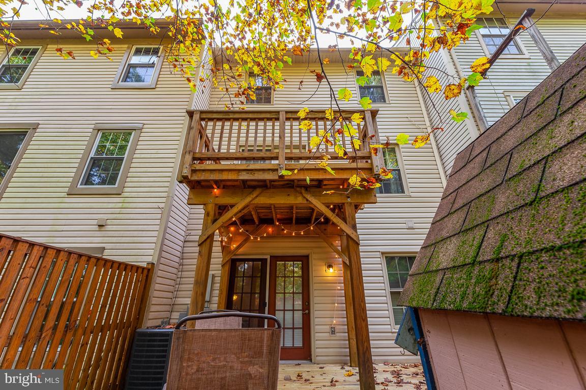 TOWNES OF BURKE - Residential