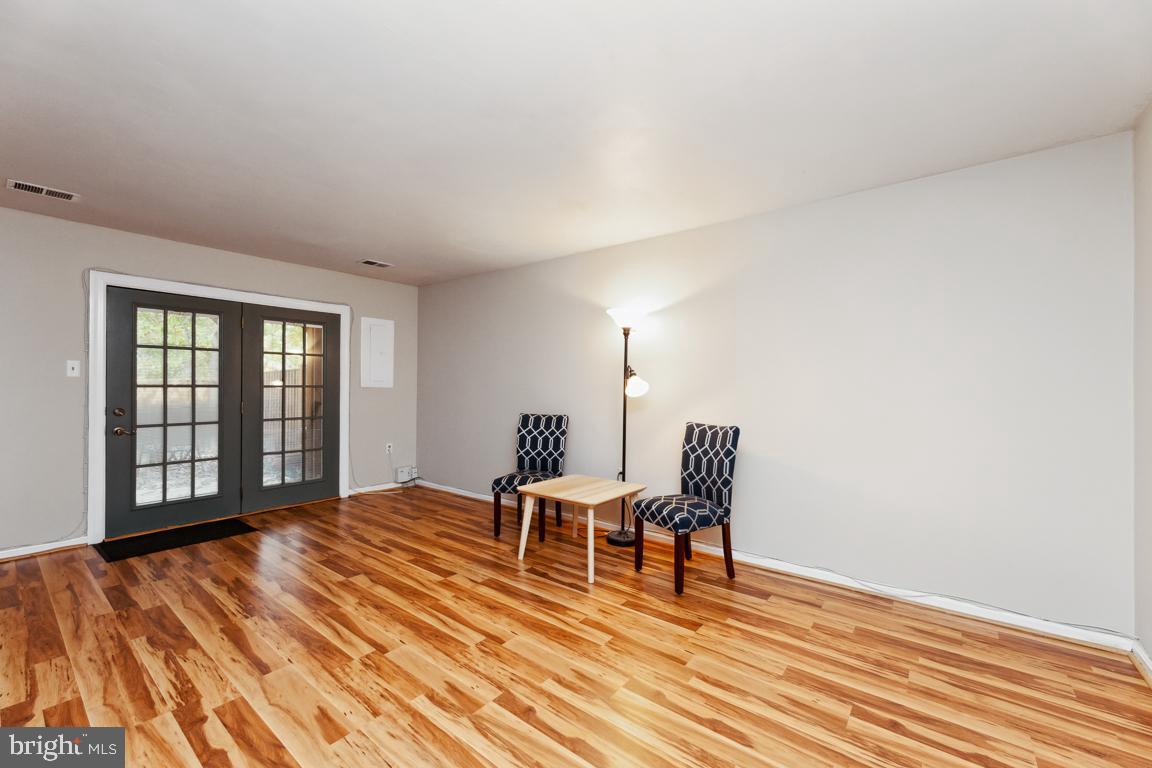 TOWNES OF BURKE - Residential