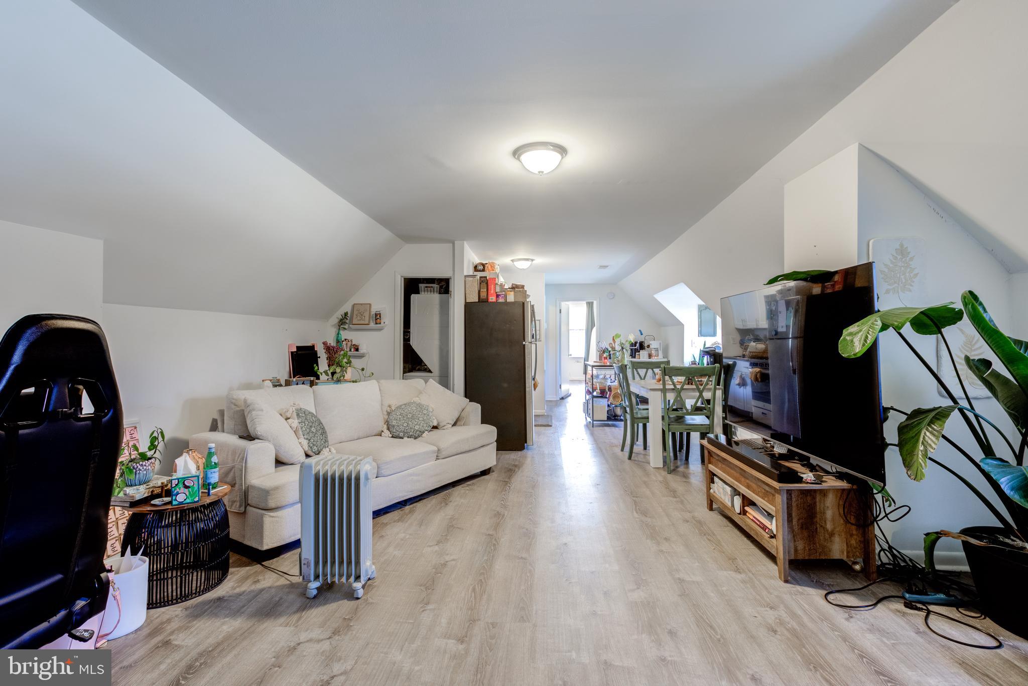 MANAYUNK - Residential Lease