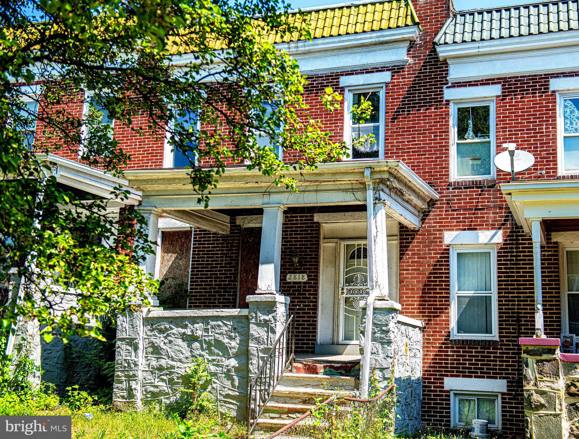 Ready for renovation as a flip or rental. Good location on a quiet block, 2-minute walk to a public park. Wide floor plan with 1,442 sqft + basement. The 2nd floor contains 3 full bedrooms plus a bonus room. Deck. **New Roof 2025** (full tear-off, see photos). . Sold comps: 2809 Baker St SOLD for $220k on 9/18/2024 ** 2901 Baker St SOLD for 199k on 8/12/2024. Come see it today.