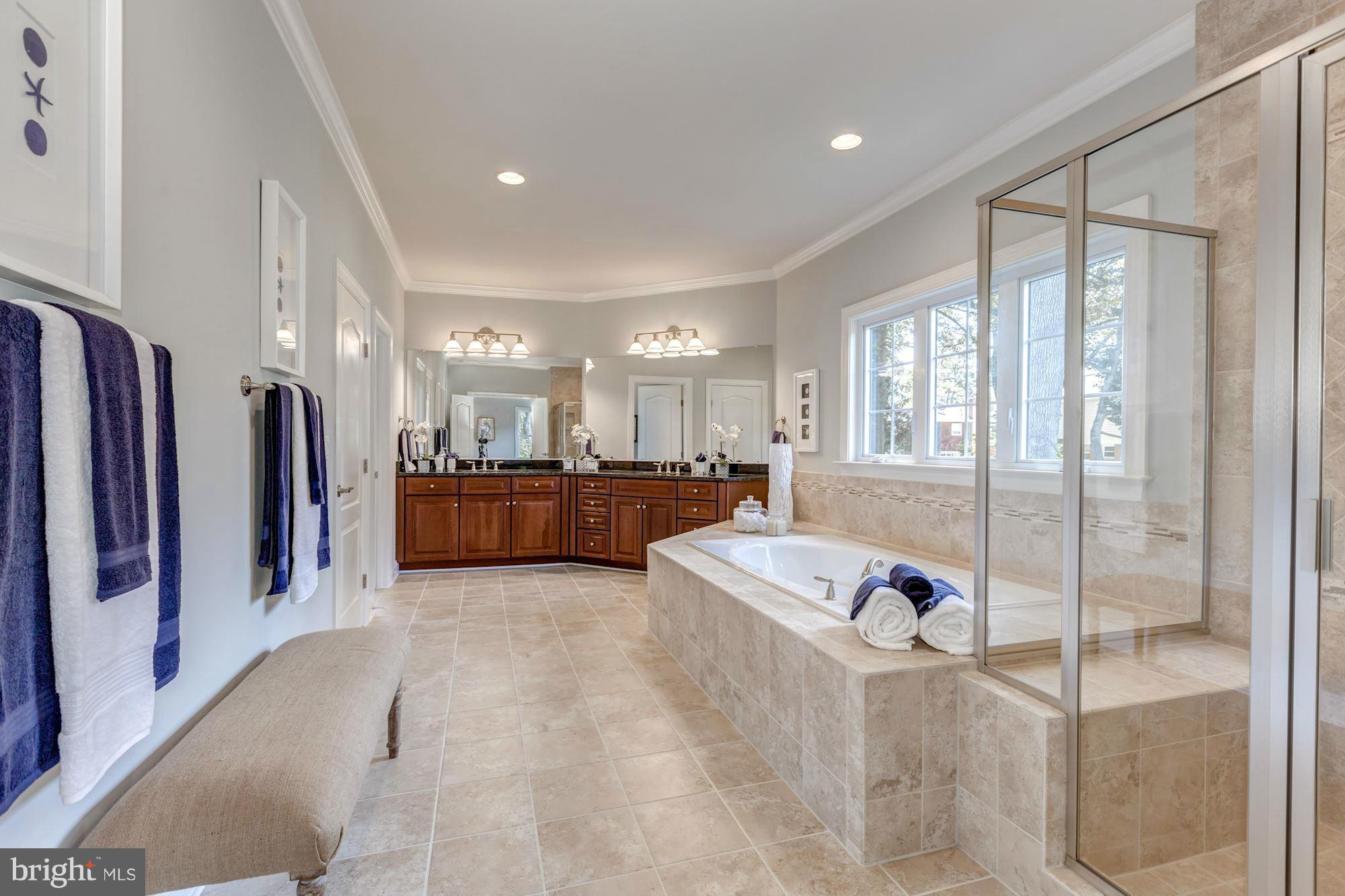 PROVIDENCE FOREST - Residential