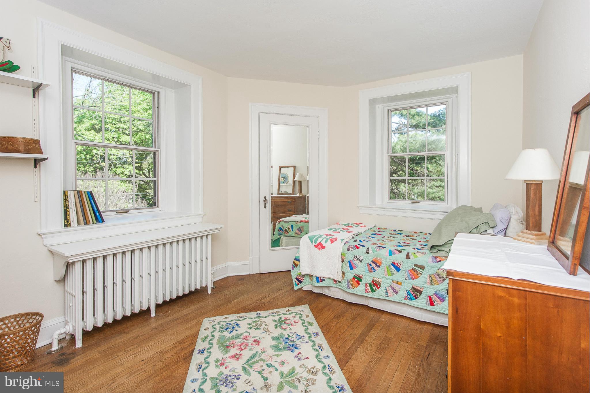 NORTH ROLAND PARK - Residential