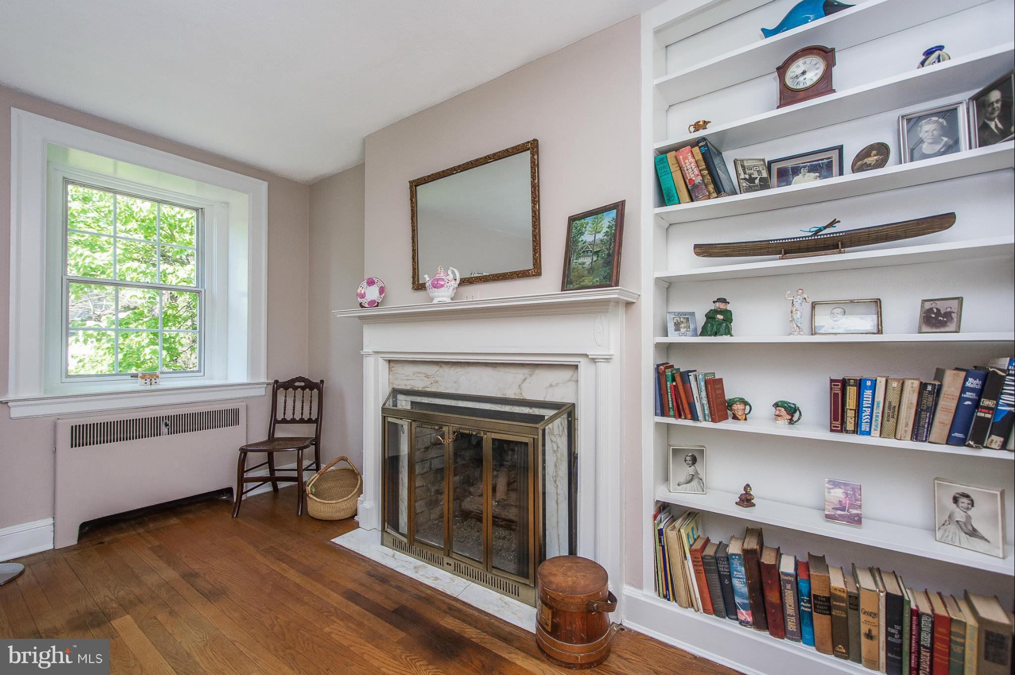 NORTH ROLAND PARK - Residential