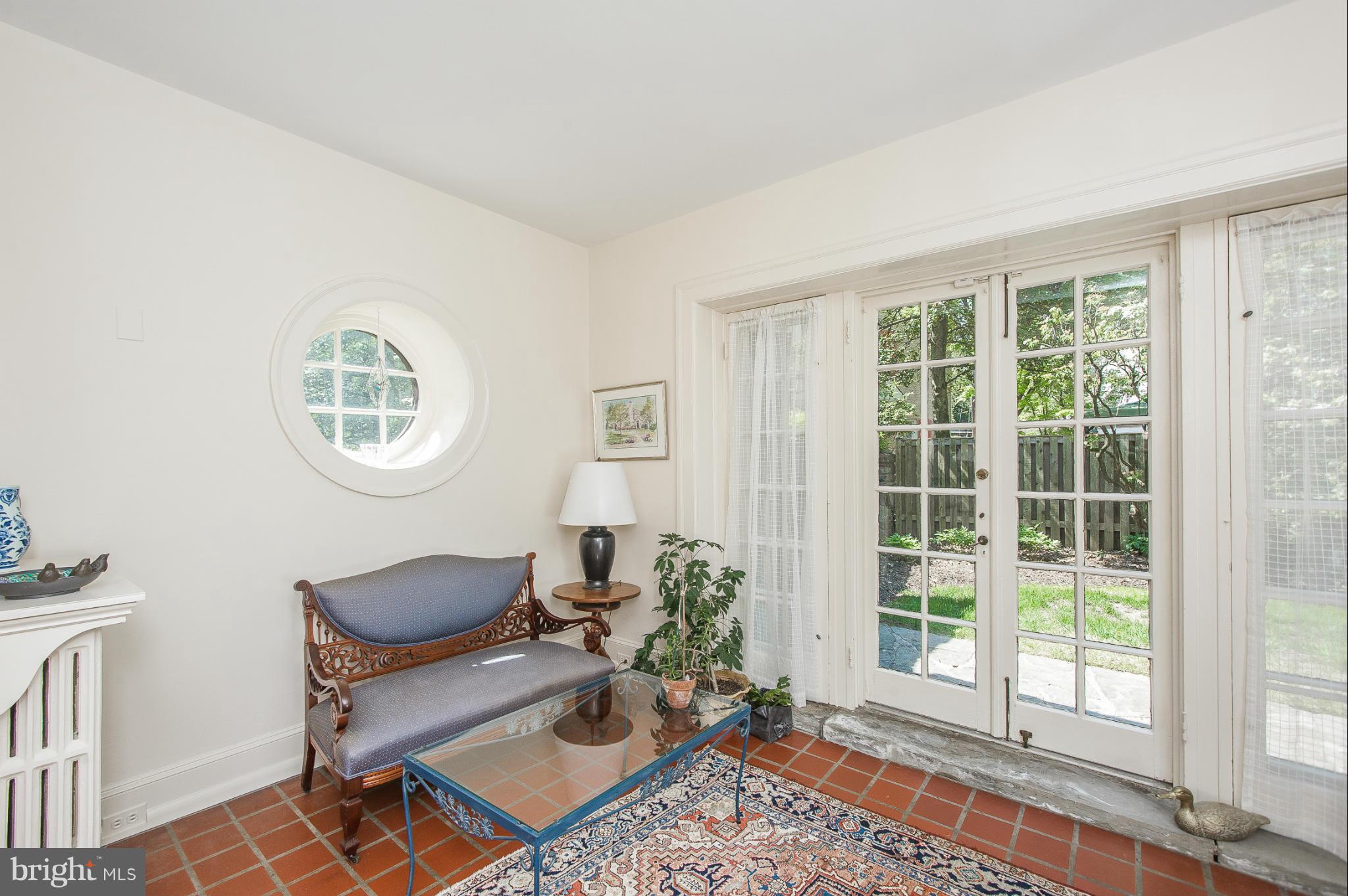 NORTH ROLAND PARK - Residential