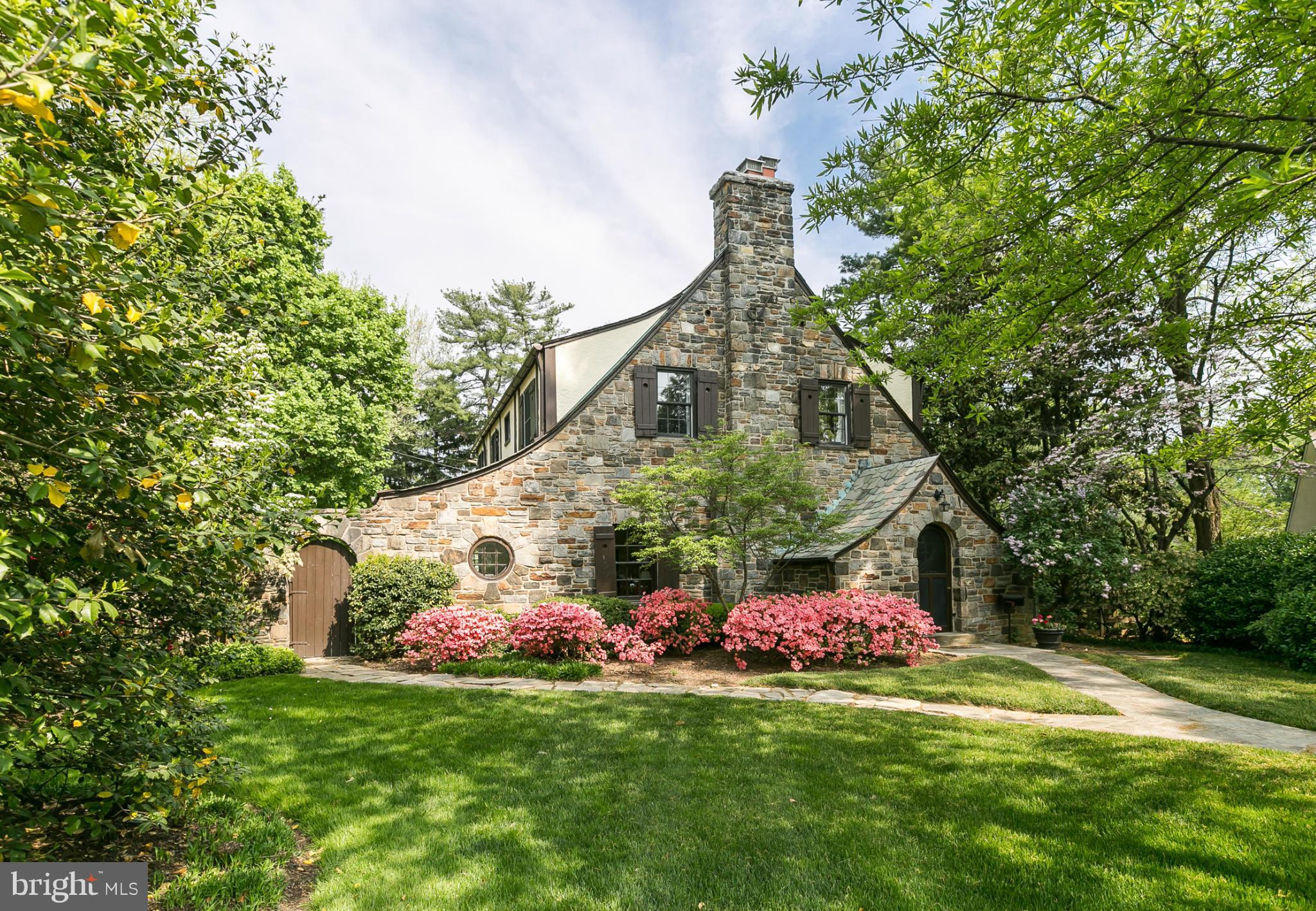 NORTH ROLAND PARK - Residential