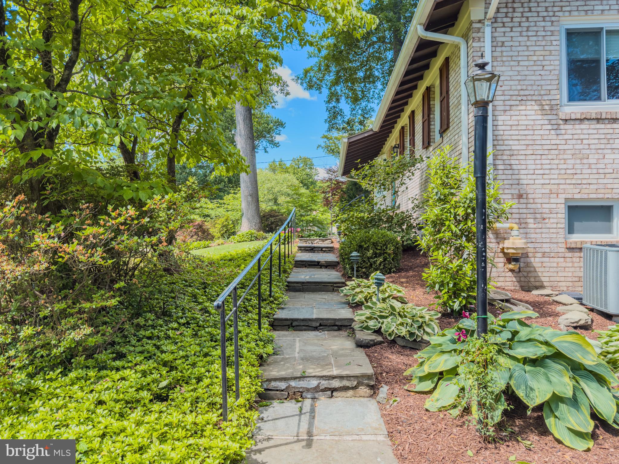 SPRINGBROOK VILLAGE - Residential