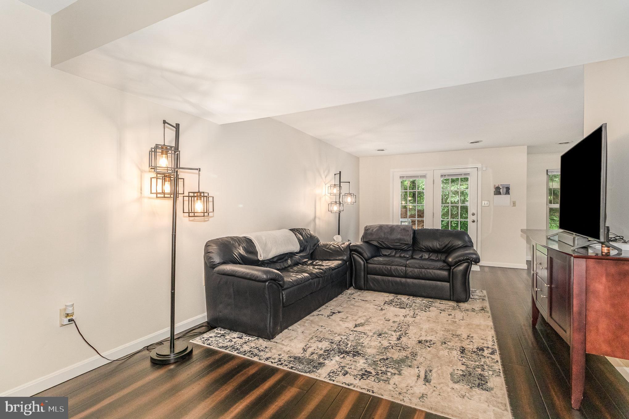 1286 TIMBER VIEW DRIVE